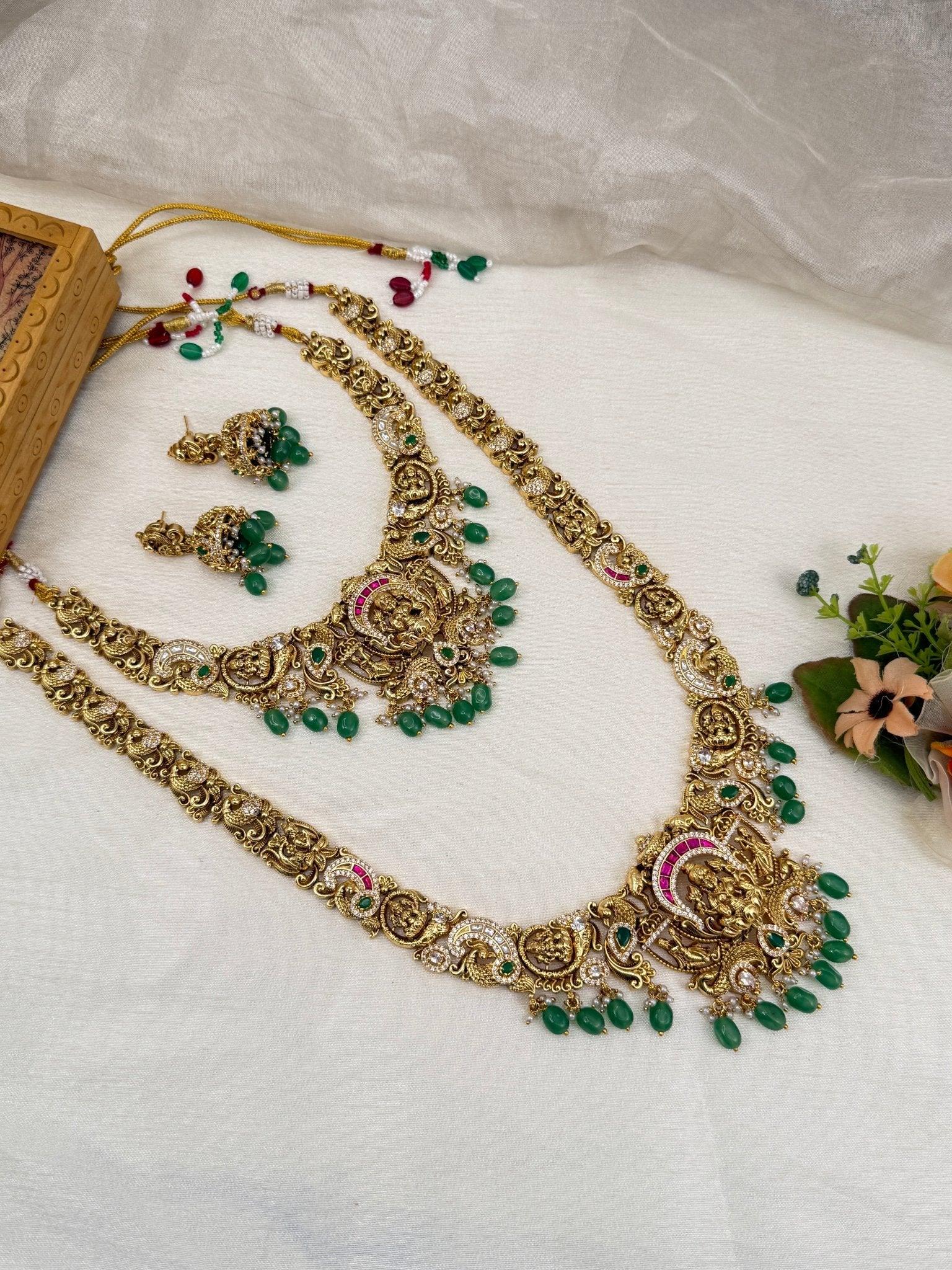 Luxurious Antique Bridal Necklace Set 799 - Mahilas