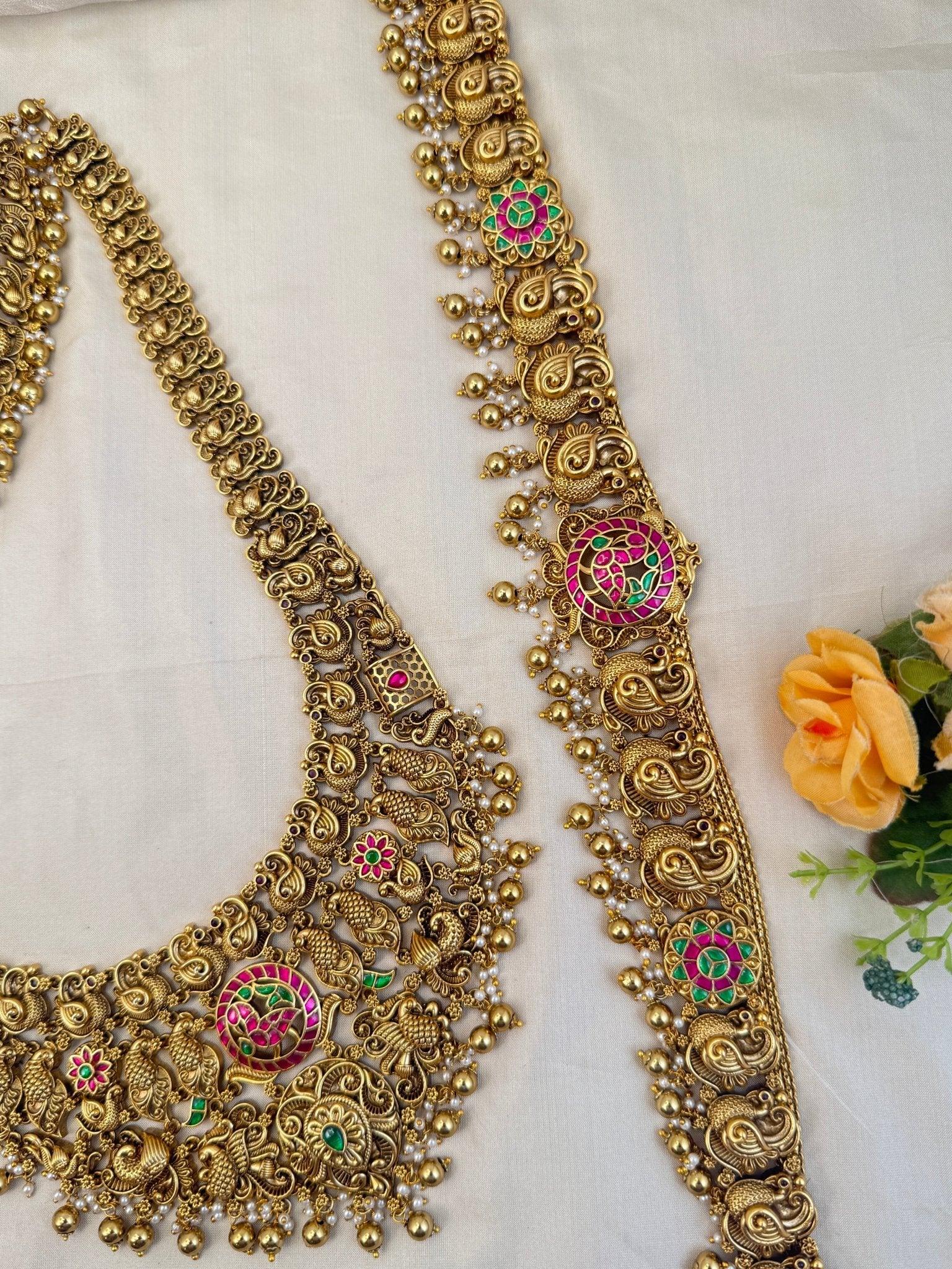 Luxurious Antique Bridal Necklace Set with Vaddanam 905 - Mahilas