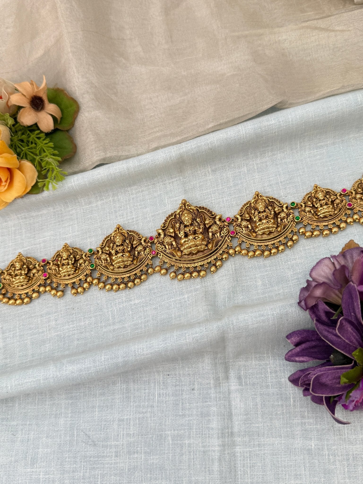 Luxurious Antique Chain Lakshmi Vaddanam Kamarbandh 8054 - Mahilas
