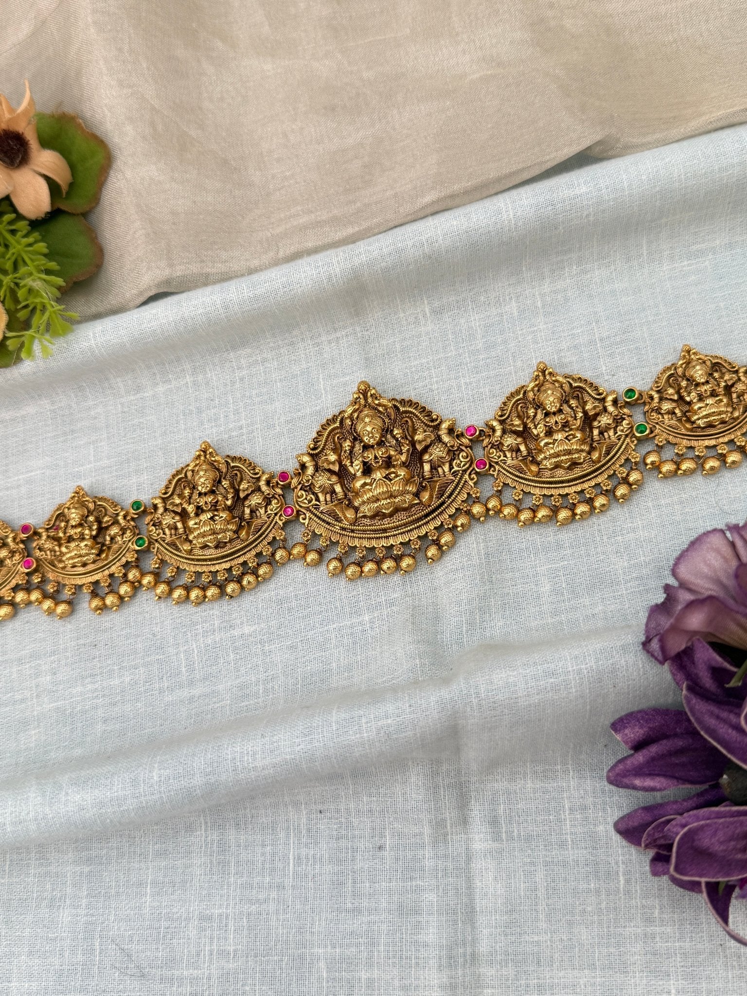 Luxurious Antique Chain Lakshmi Vaddanam Kamarbandh 8054 - Mahilas