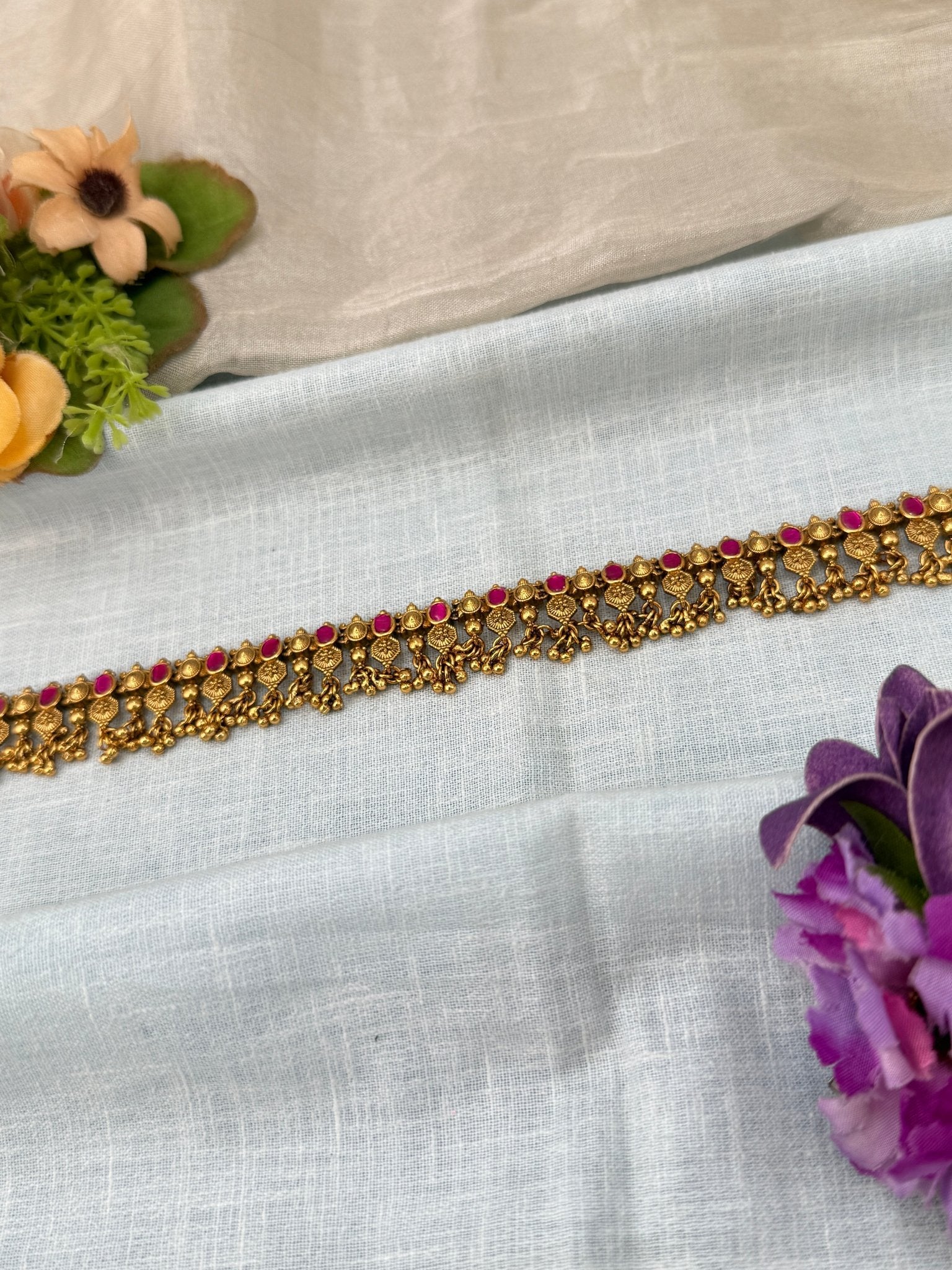 Luxurious Antique Chain Vaddanam Kamarbandh 8032 - Mahilas