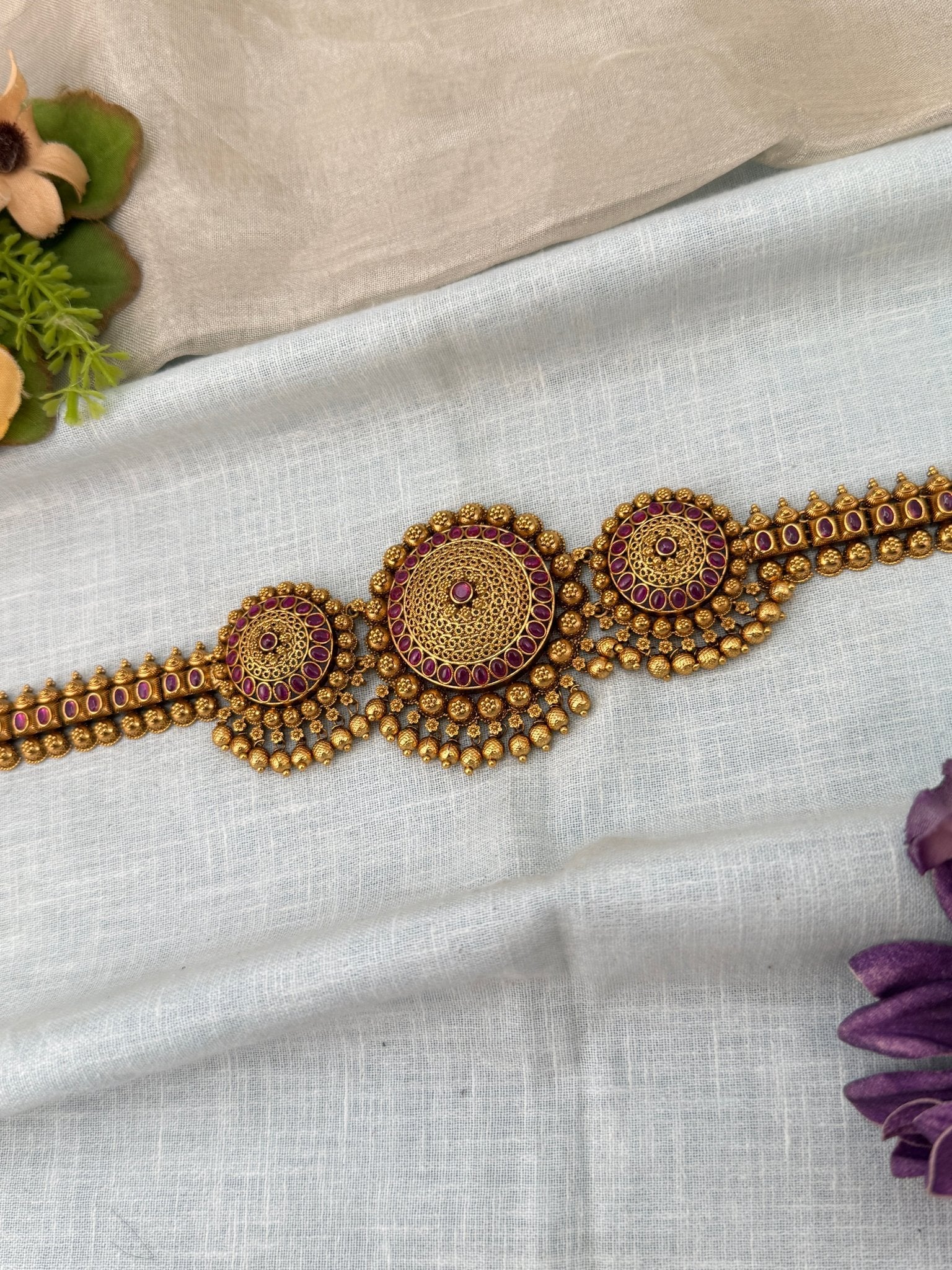 Luxurious Antique Chain Vaddanam Kamarbandh 8047 - Mahilas