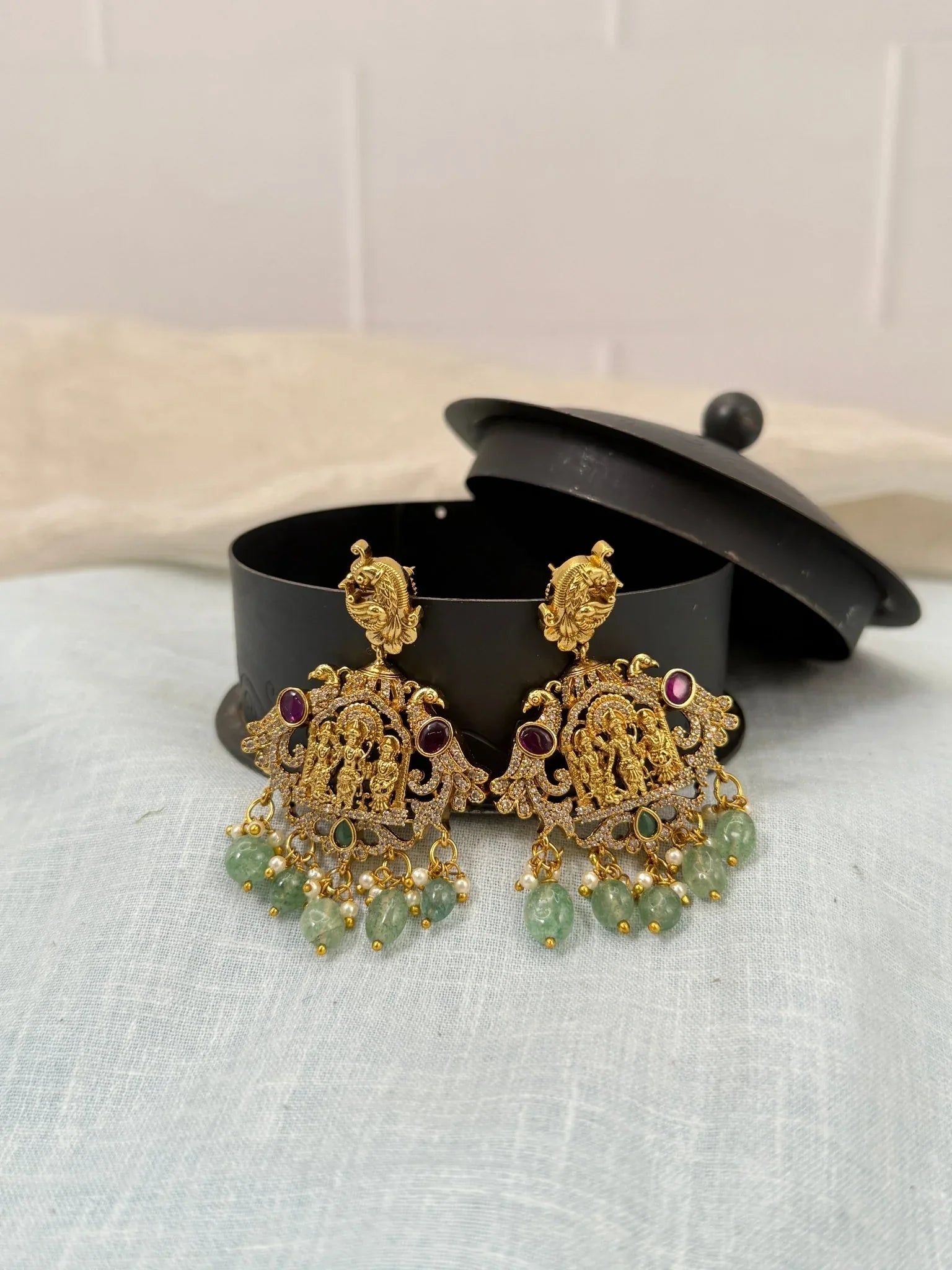 Luxurious Antique Earrings 0503 - Mahilas