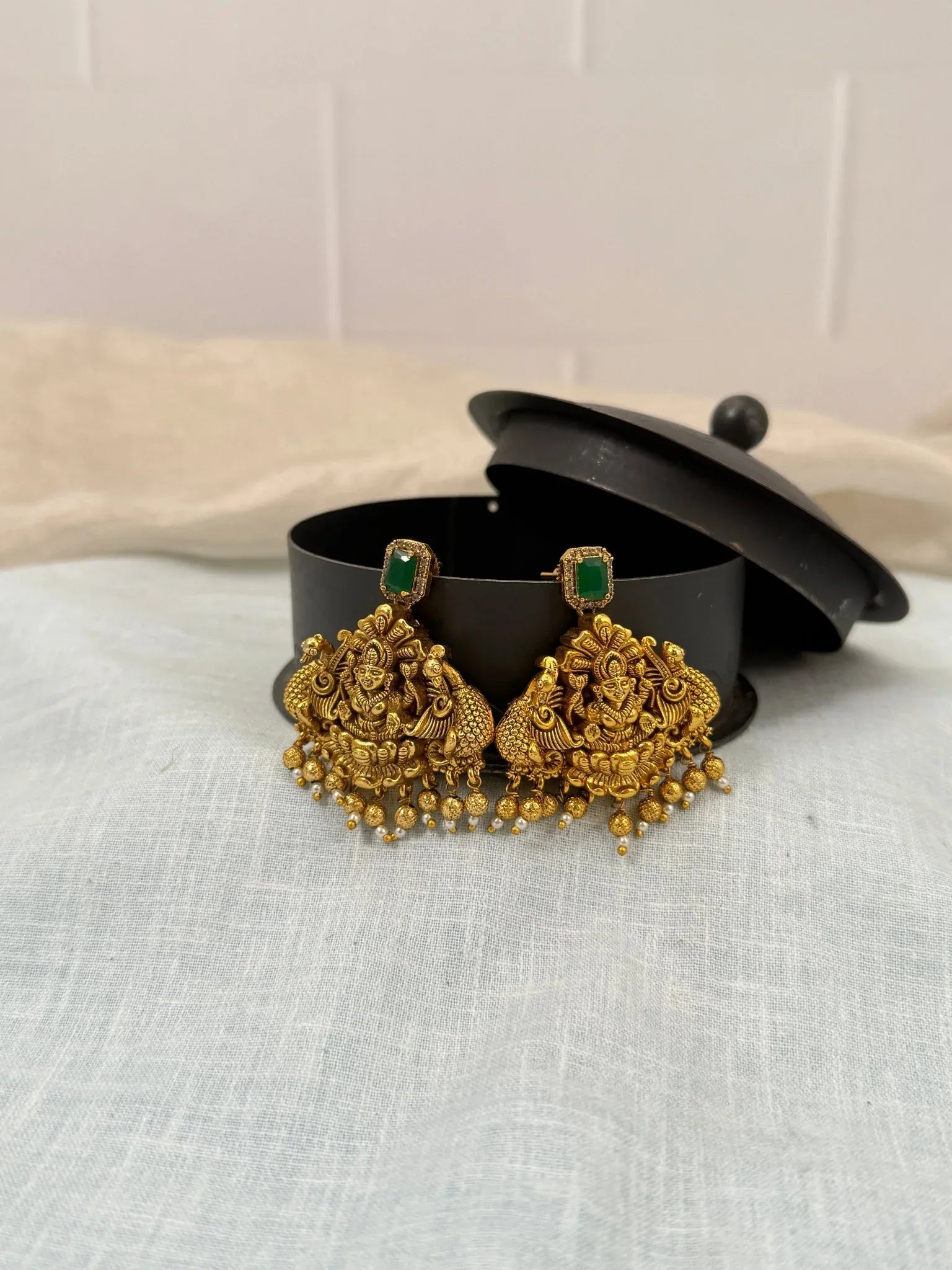 Luxurious Antique Earrings 0505 - Mahilas