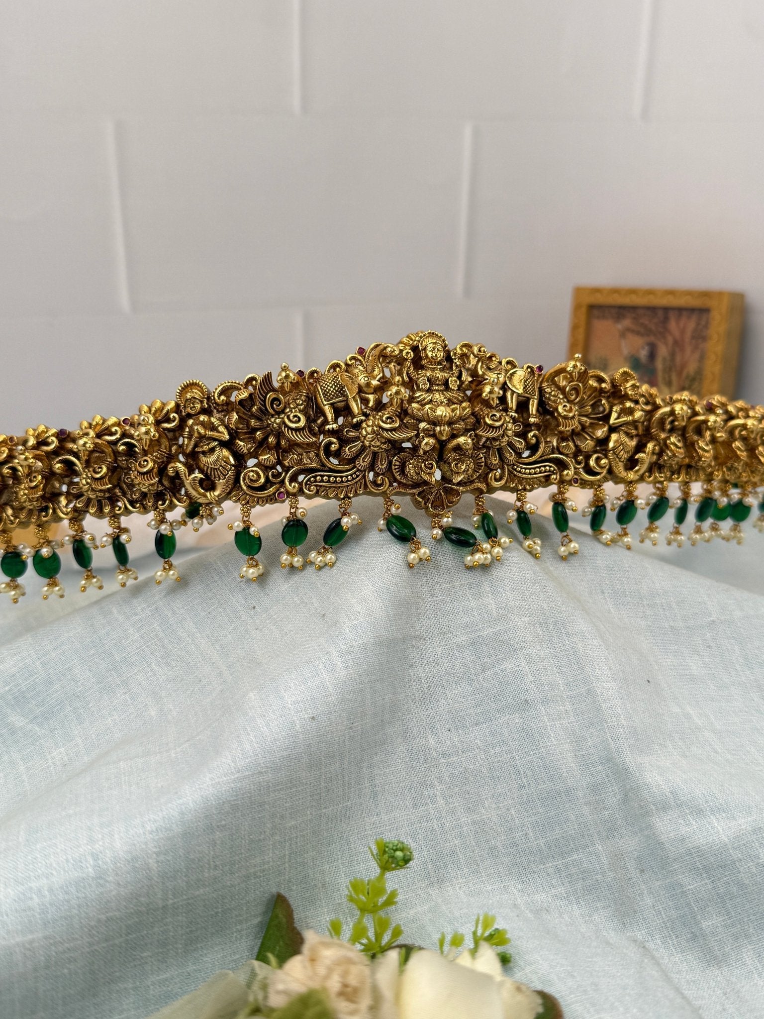 Luxurious Antique Gaja Lakshmi Vaddanam Kamarbandh 7253 - Mahilas