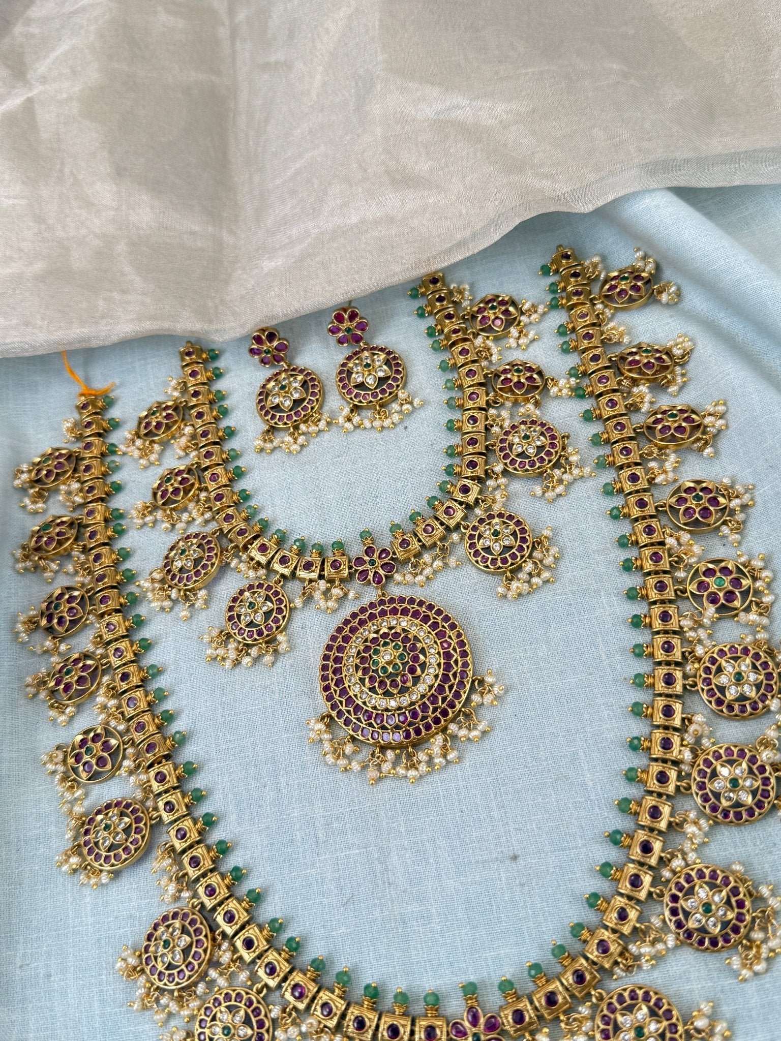 Luxurious Antique Guttapusalu Bridal Necklace Set 0865 - Mahilas