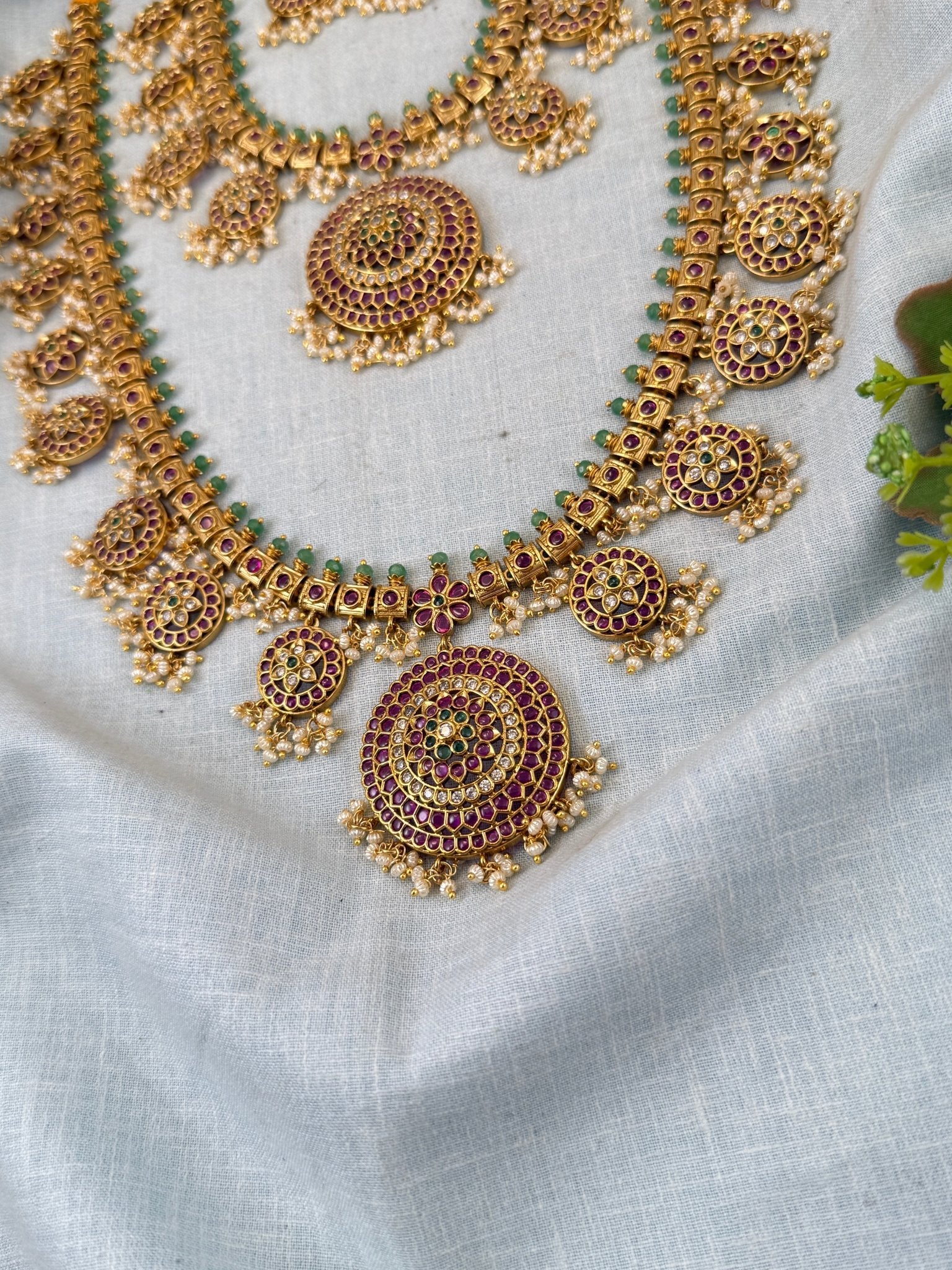 Luxurious Antique Guttapusalu Bridal Necklace Set 0865 - Mahilas