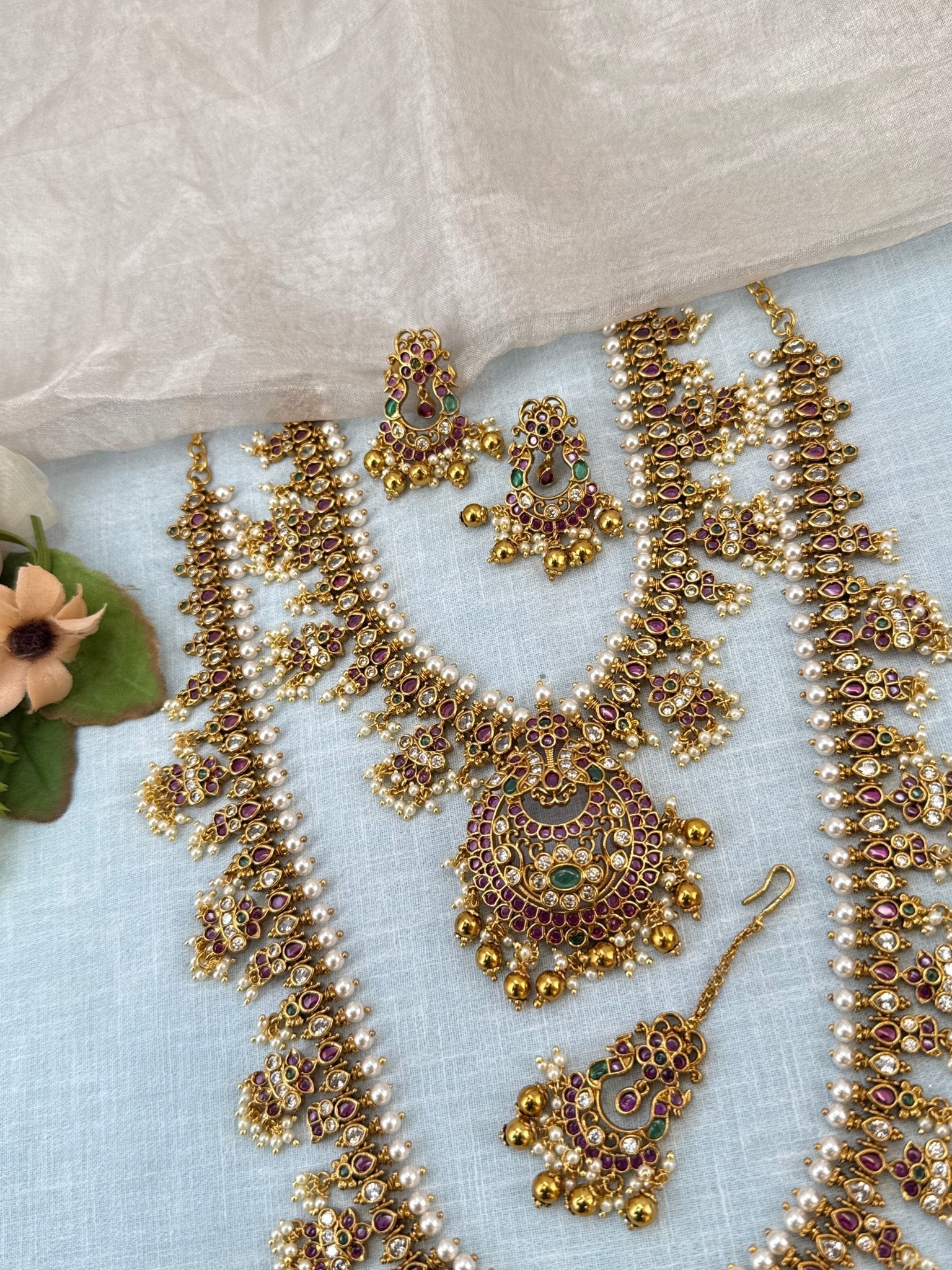 Luxurious Antique Guttapusalu Style Semi Bridal Necklace Set 0923 - Mahilas