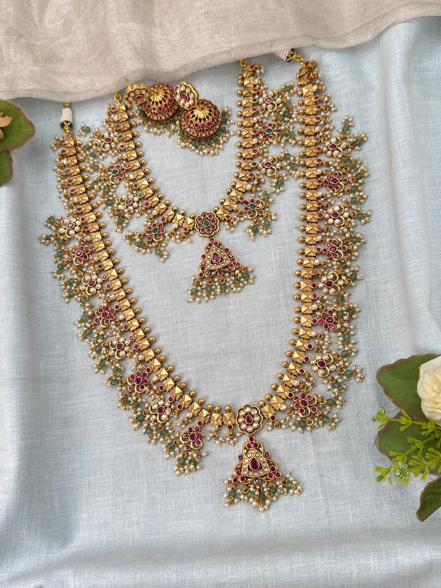 Luxurious Antique Guttapusalu Style Semi Bridal Necklace Set 694 - Mahilas