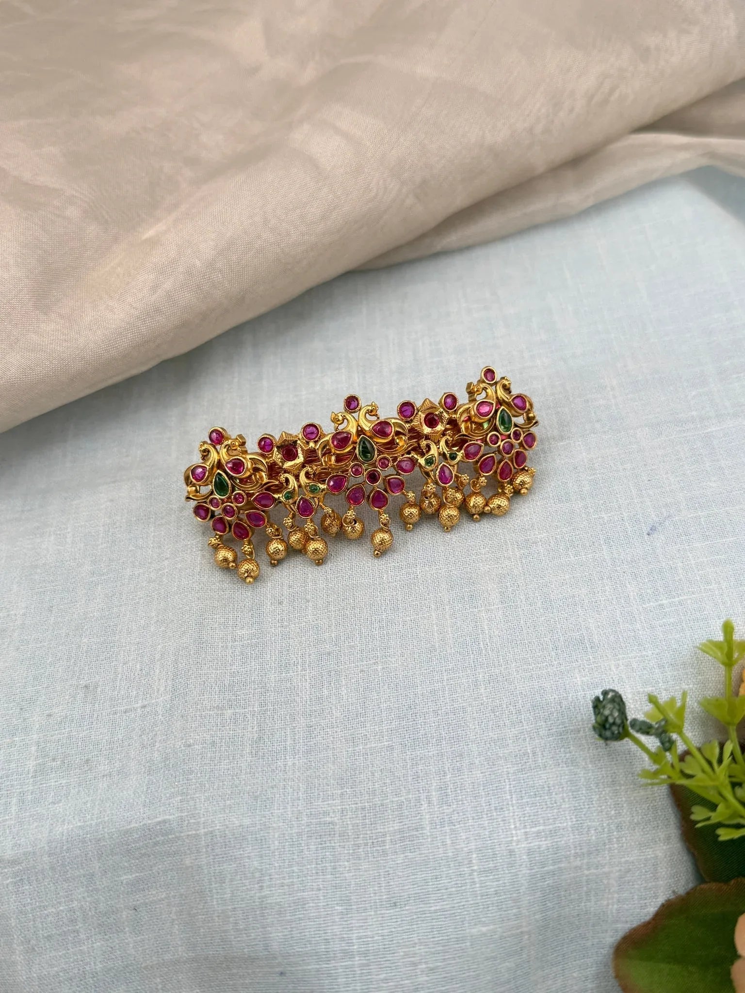 Luxurious Antique Hair Clip 143 - Mahilas