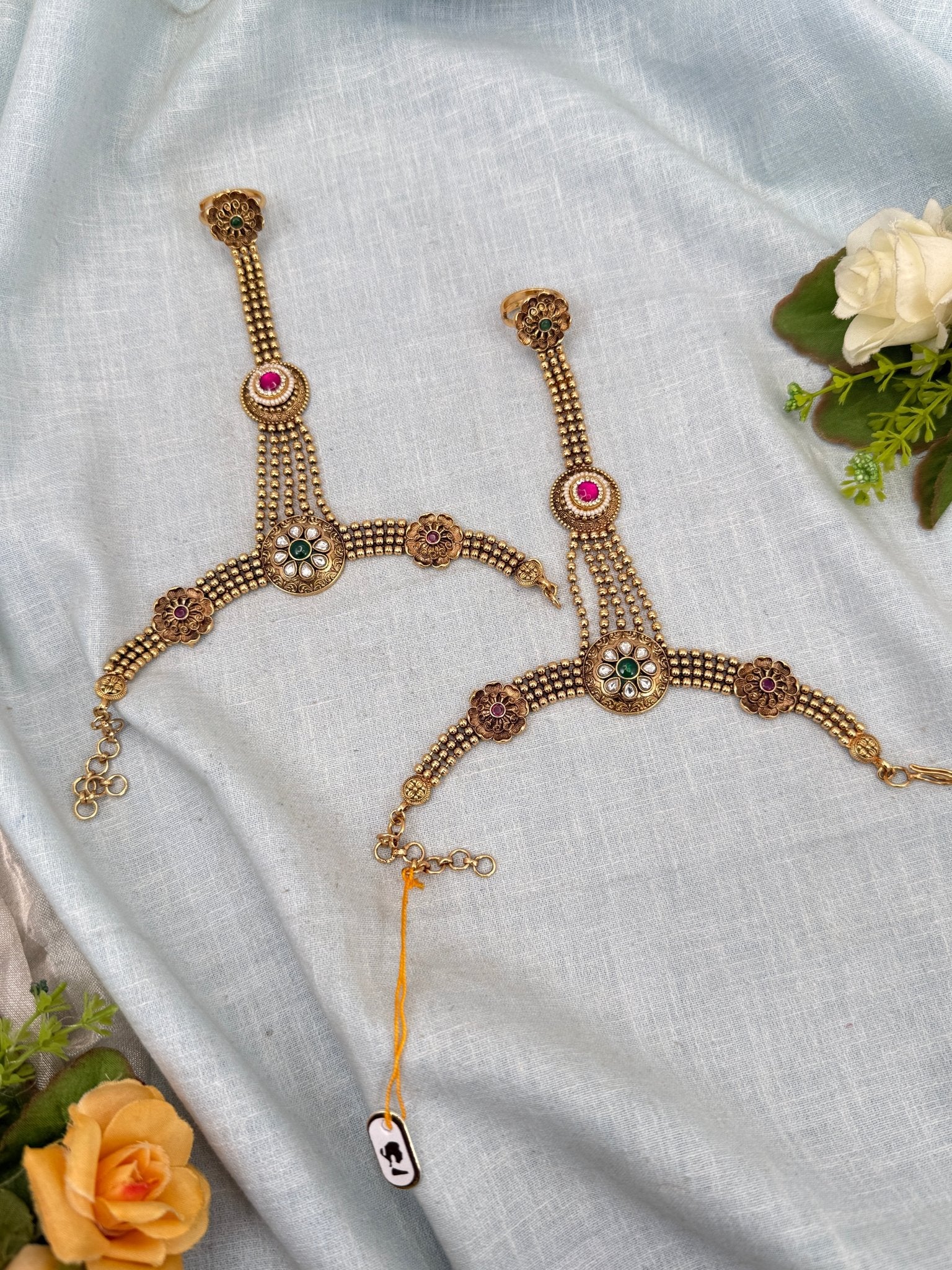 Luxurious Antique Hathpan Hathphool 001 - Mahilas