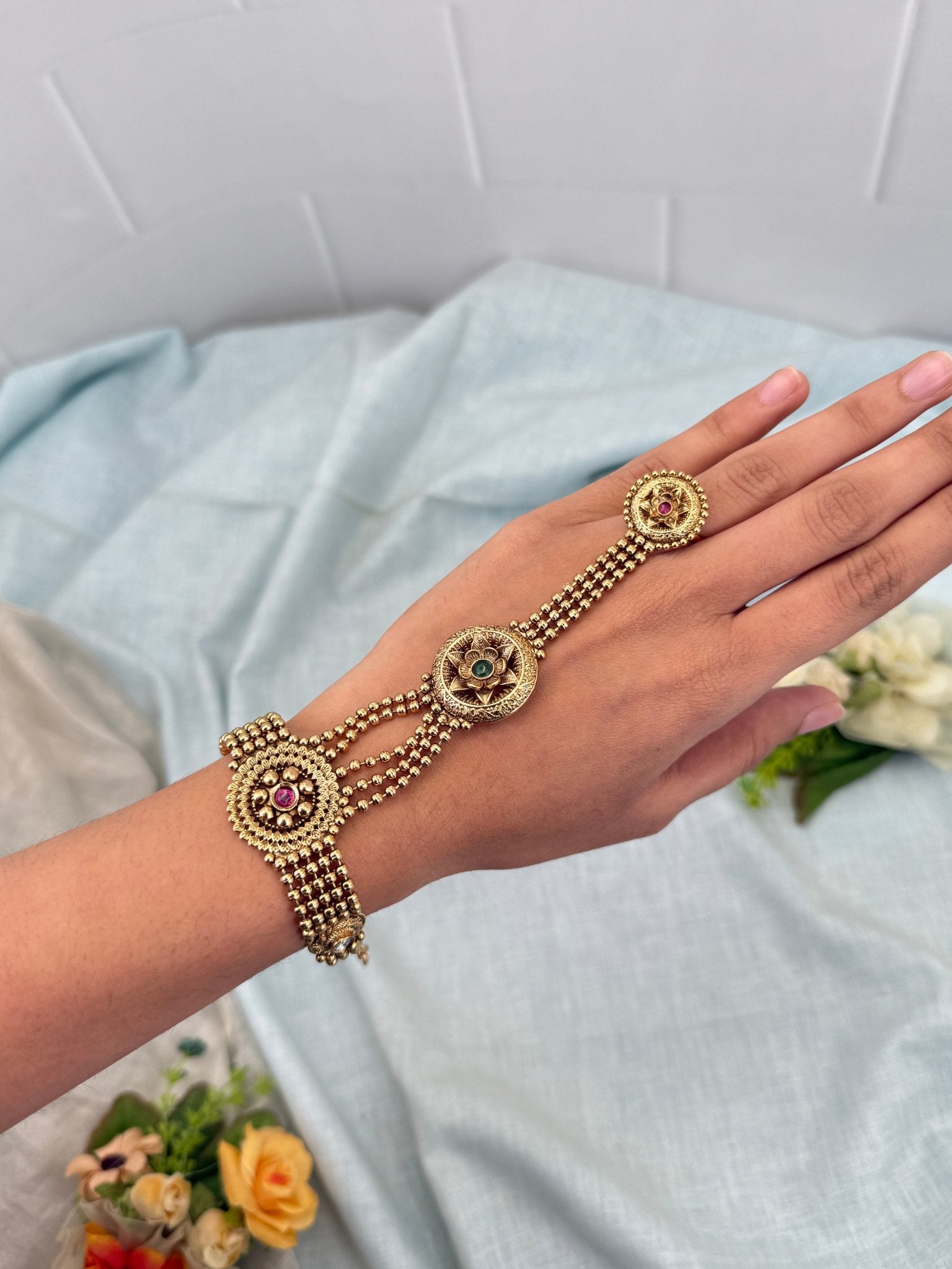 Luxurious Antique Hathpan Hathphool 002 - Mahilas