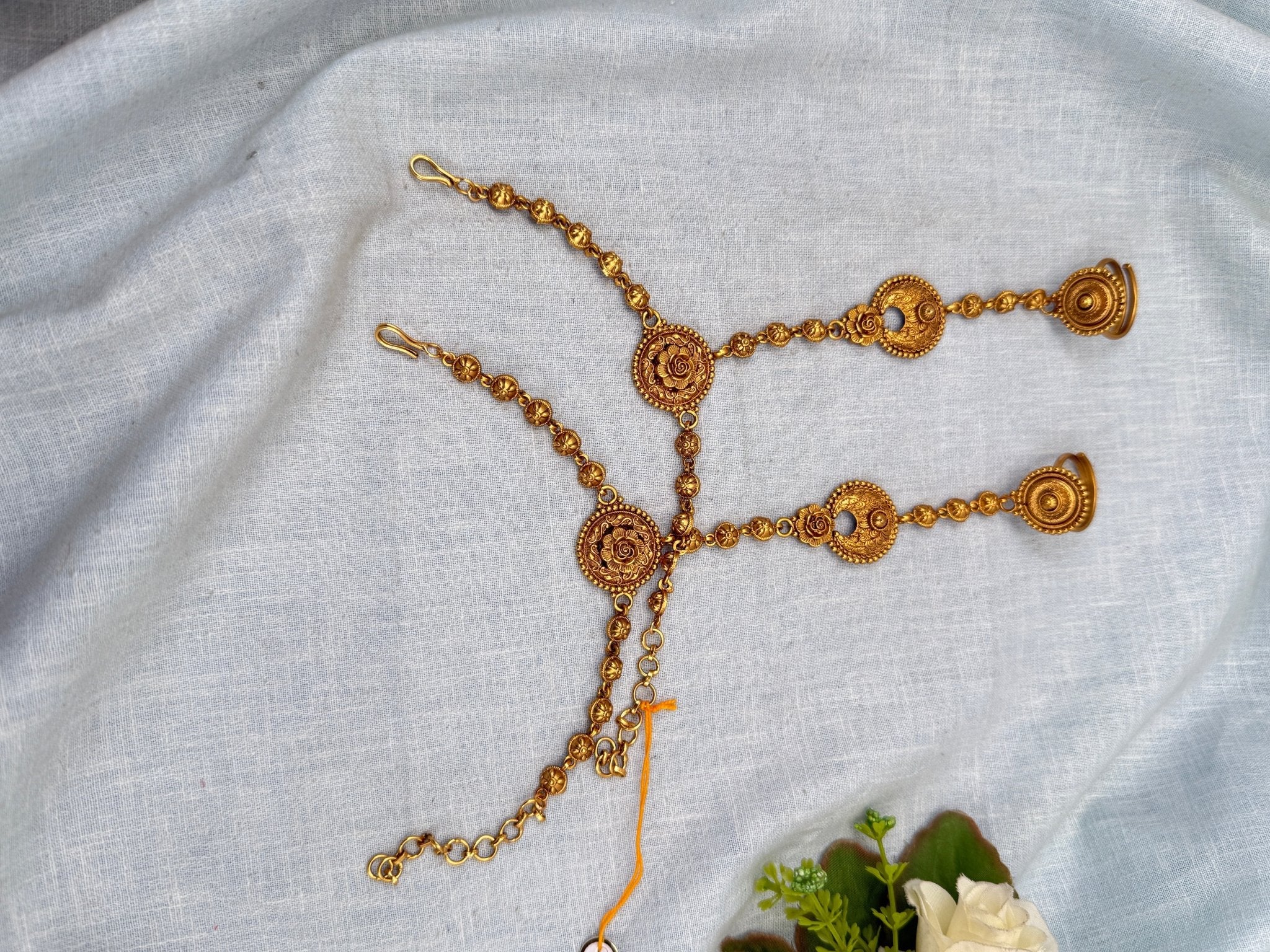 Luxurious Antique Hathpan Hathphool 003 - Mahilas