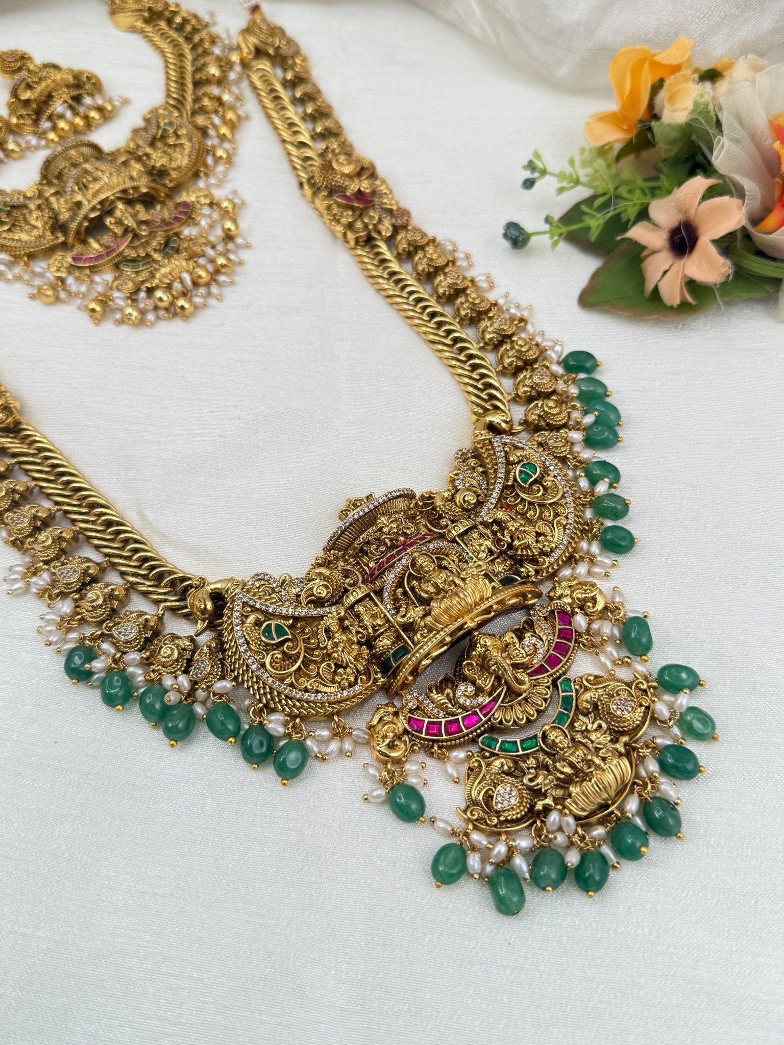 Luxurious Antique Jadau Bridal Necklace Set 797 - Mahilas