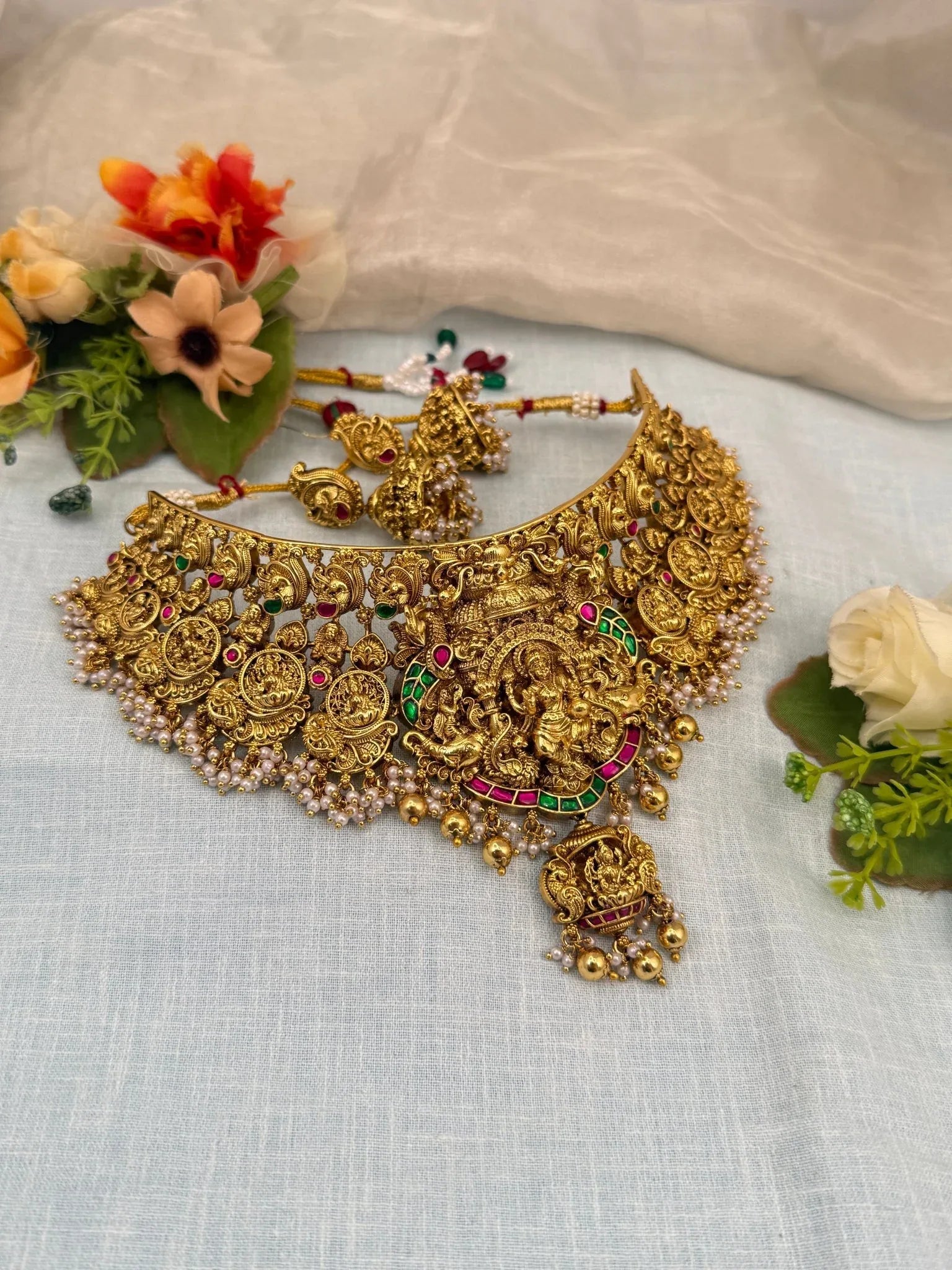 Luxurious Antique Jadau Choker Necklace Set 805 - Mahilas