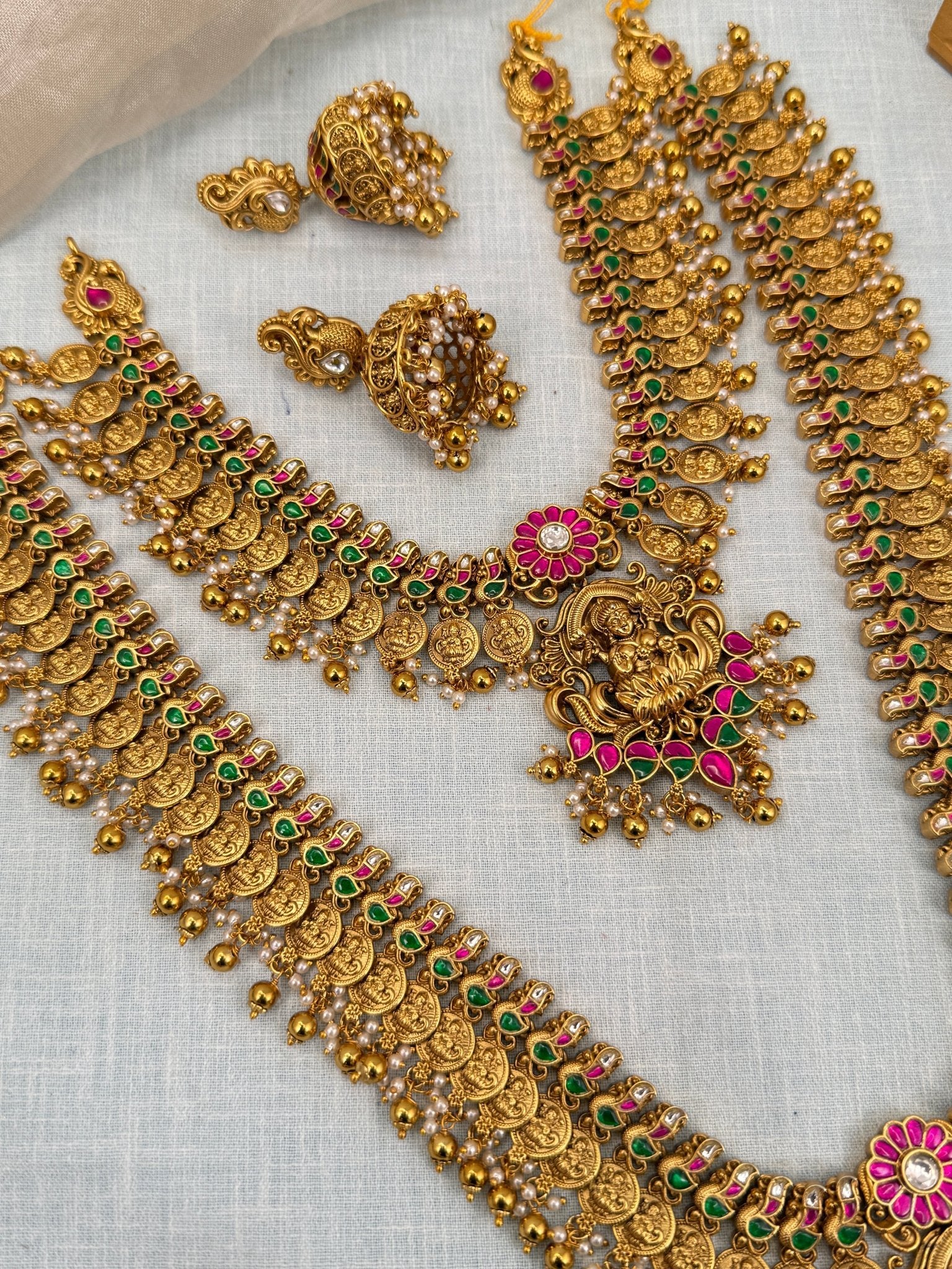 Luxurious Antique Jadau Kaasu Bridal Necklace Set 748 - Mahilas