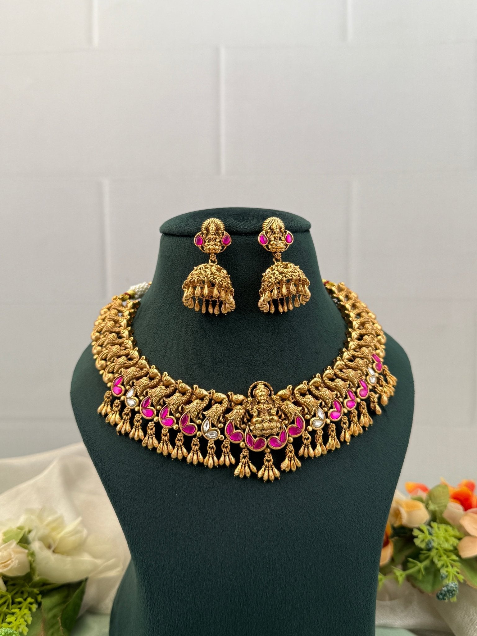 Luxurious Antique Jadau Kundan Necklace Set 501 - Mahilas