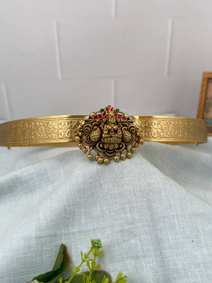 Luxurious Antique Jadau Lakshmi Pendant Vaddanam Kamarbandh 7266 - Mahilas