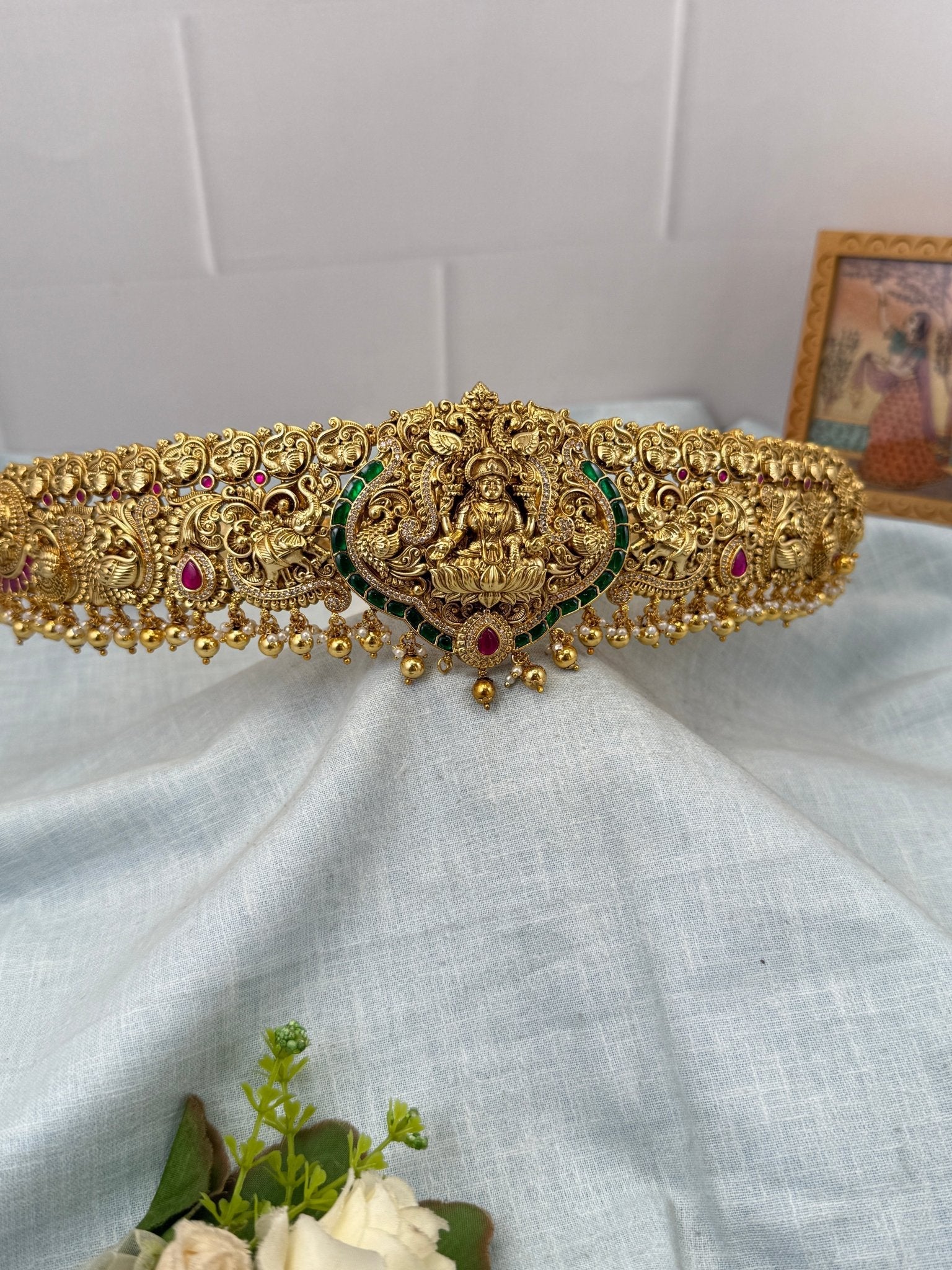 Luxurious Antique Jadau Lakshmi Vaddanam Kamarbandh 7270 - Mahilas