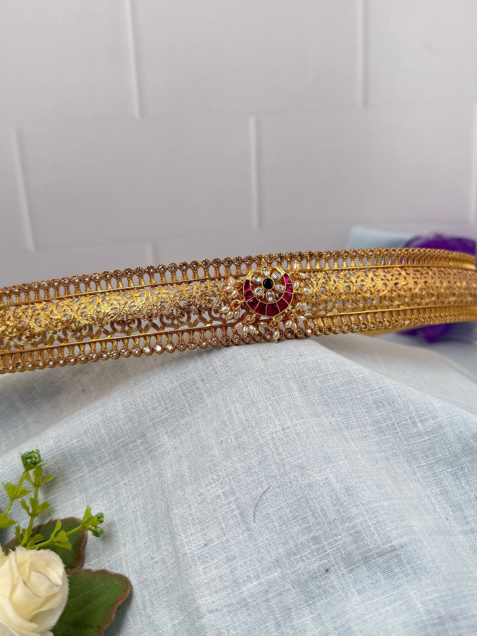 Luxurious Antique Jadau Pendant Vaddanam Kamarbandh 7245 - Mahilas