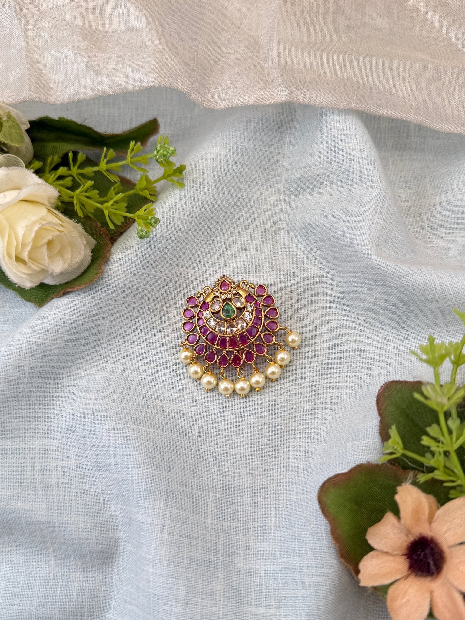 Luxurious Antique Jadebille 0135 - Mahilas