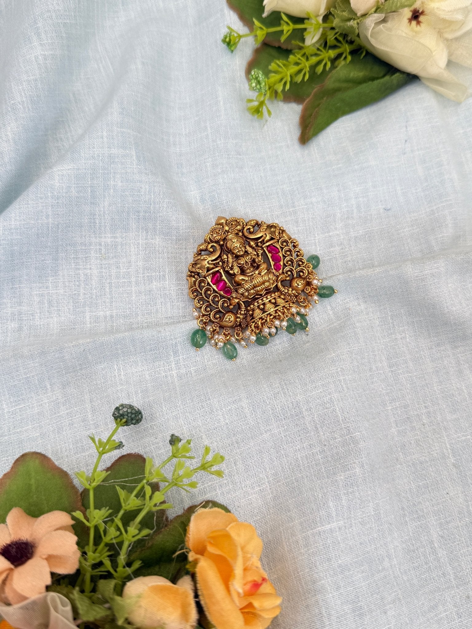 Luxurious Antique Jadebille 474 - Mahilas