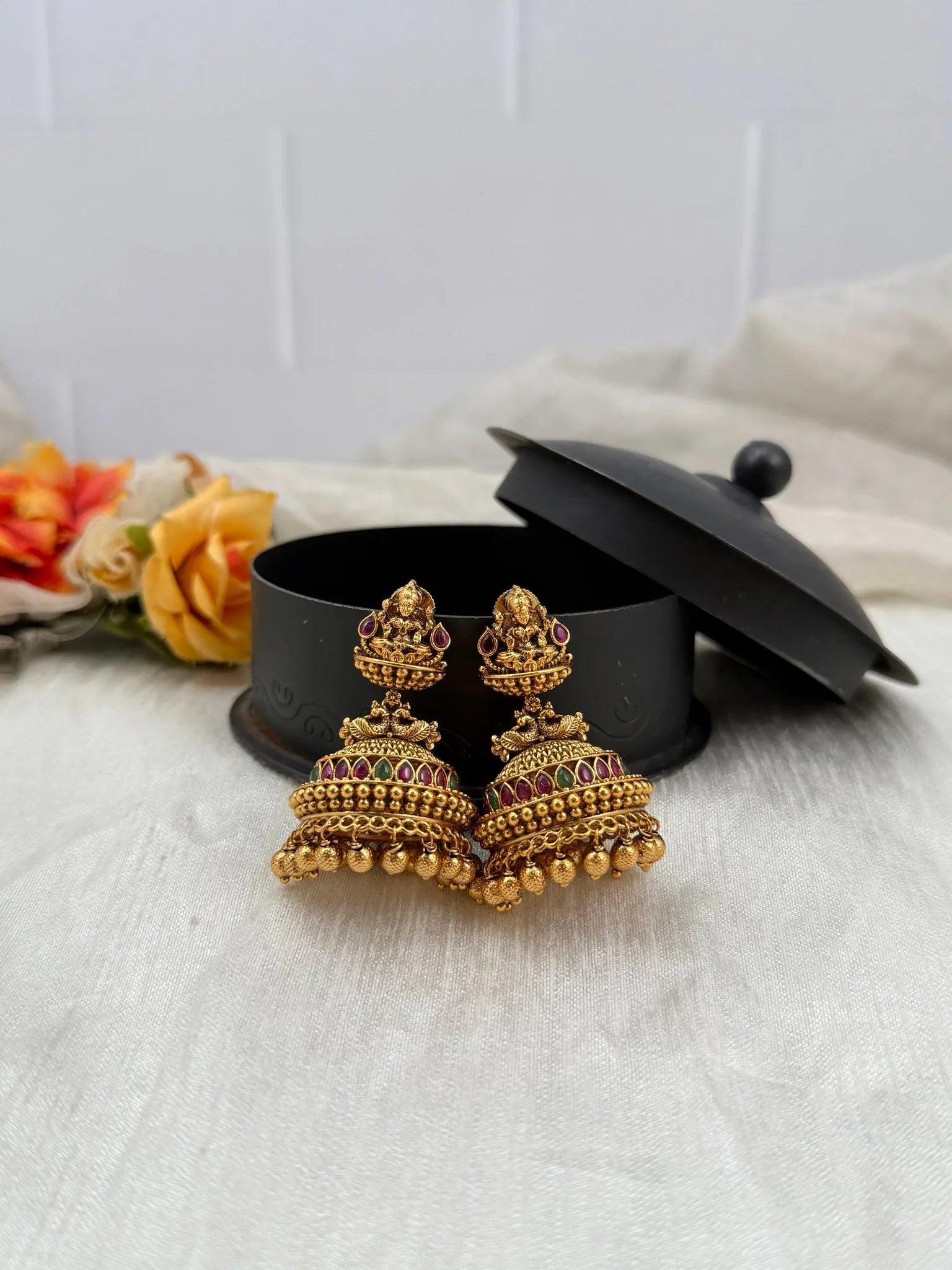 Luxurious Antique Jhumka Earrings 0526 - Mahilas