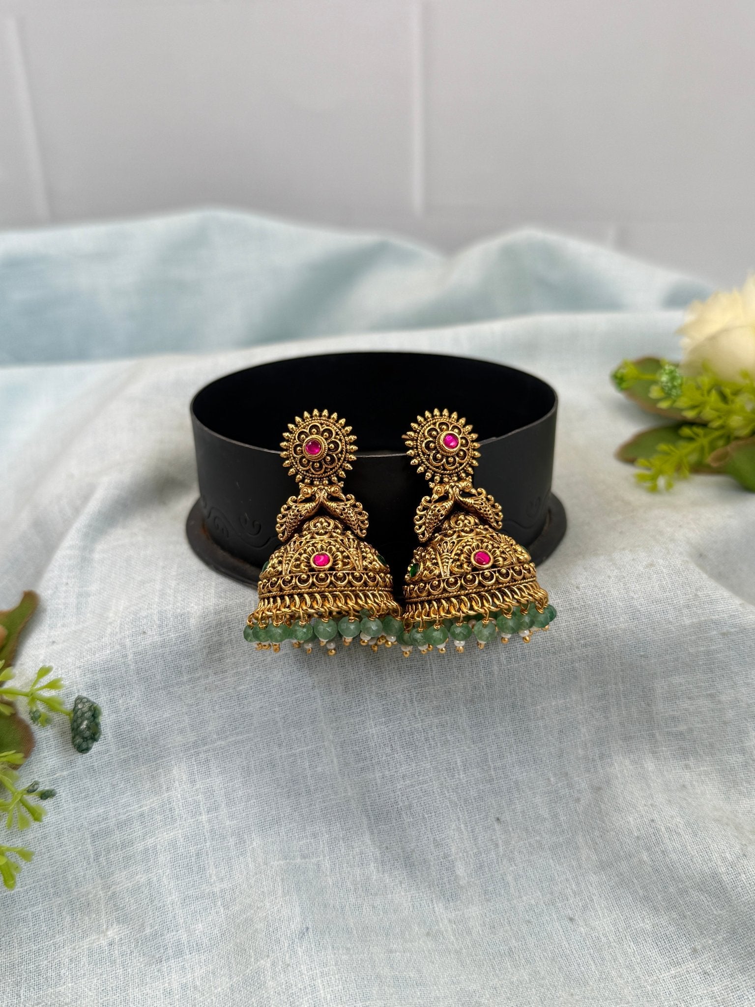 Luxurious Antique Jhumka Earrings 0763 - Mahilas