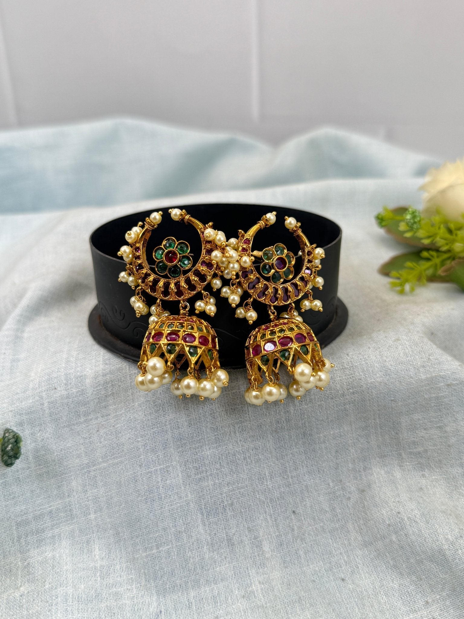 Luxurious Antique Jhumka Earrings 0767 - Mahilas