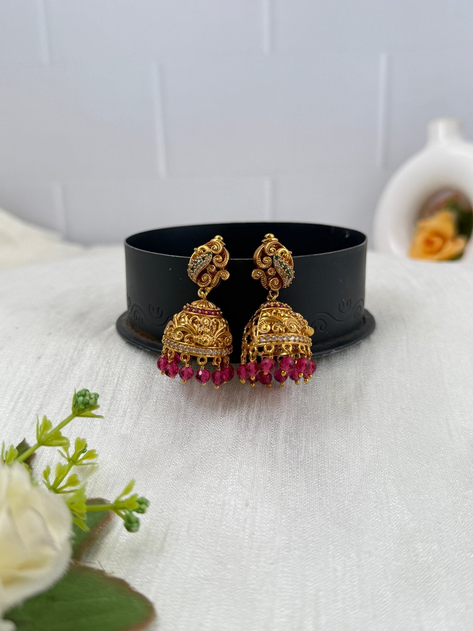 Luxurious Antique Jhumka Earrings 0807 - Mahilas