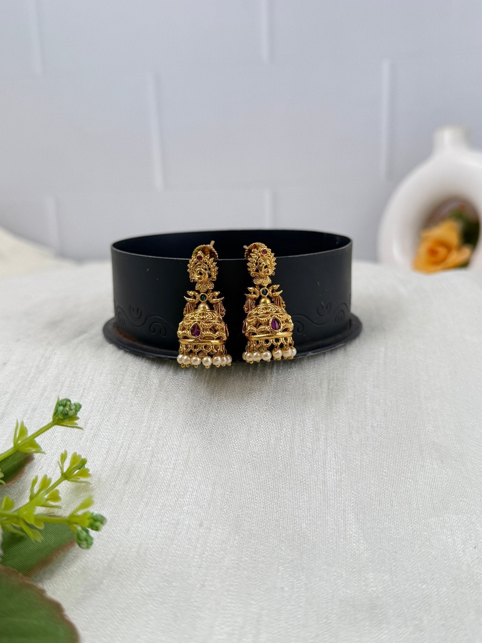 Luxurious Antique Jhumka Earrings 0823 - Mahilas