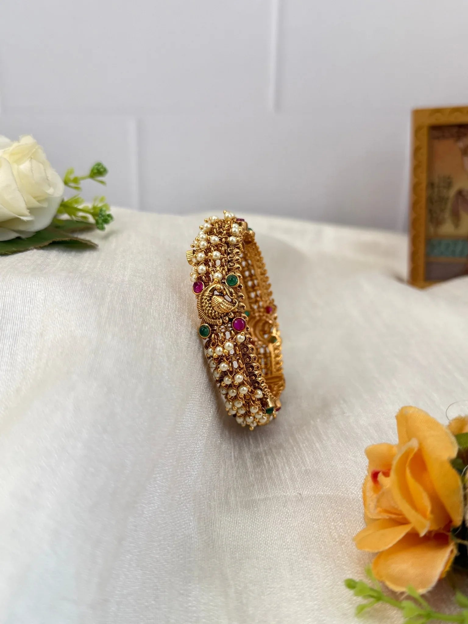 Luxurious Antique Kada Bangles 7030 - Mahilas