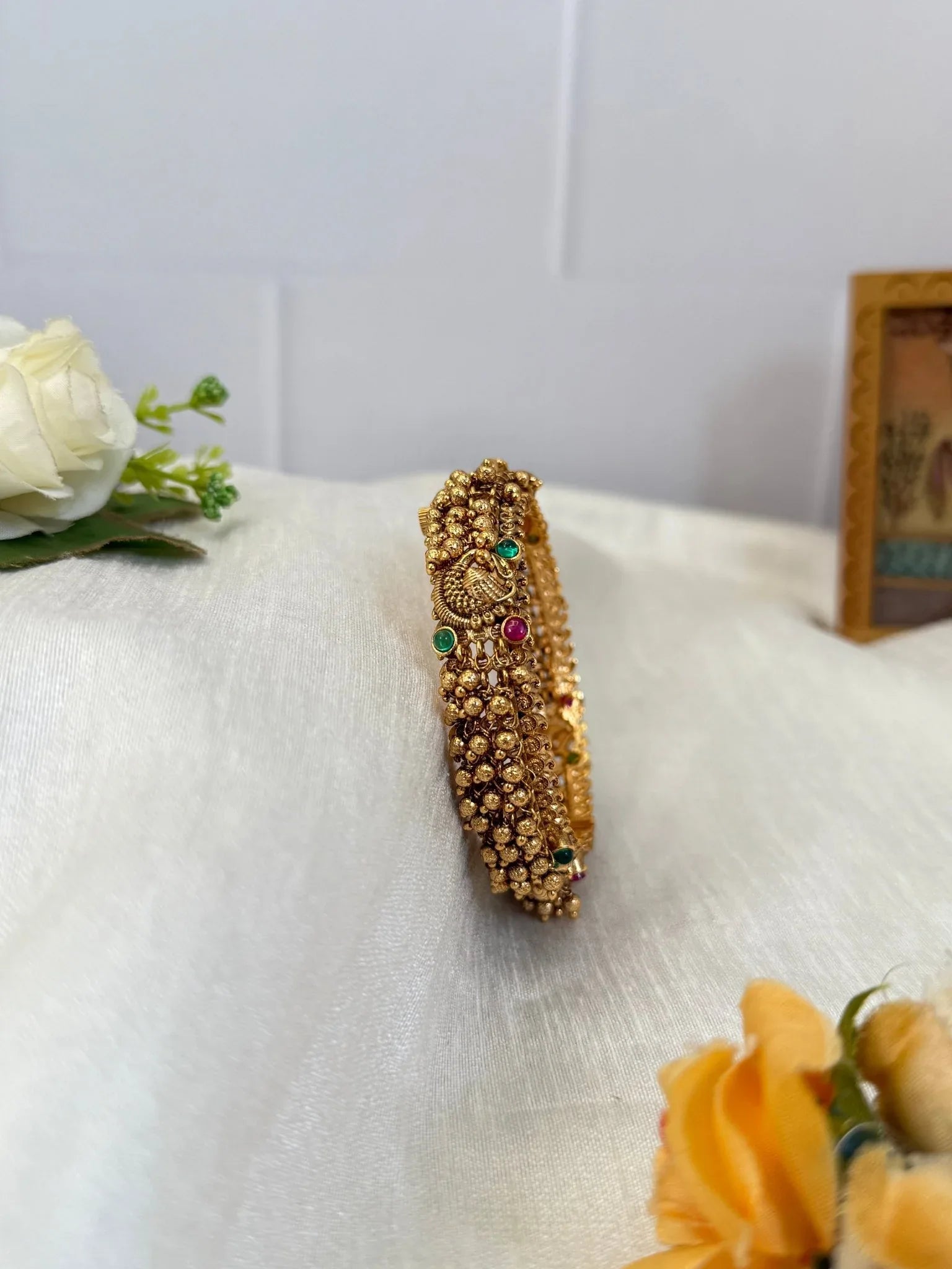 Luxurious Antique Kada Bangles 7031 - Mahilas