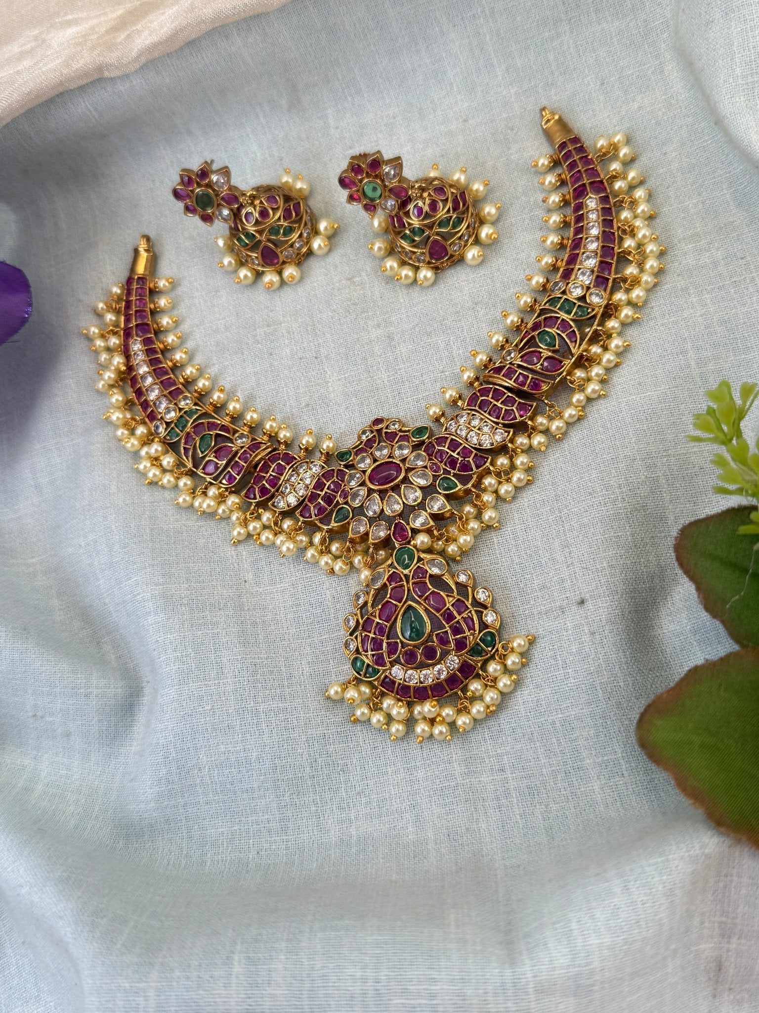 Luxurious Antique Kanti Style Short Necklace Set 0853 - Mahilas