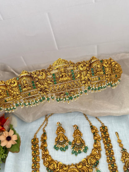 Luxurious Antique Lakshmi Bridal Necklace Set 0425 - Mahilas