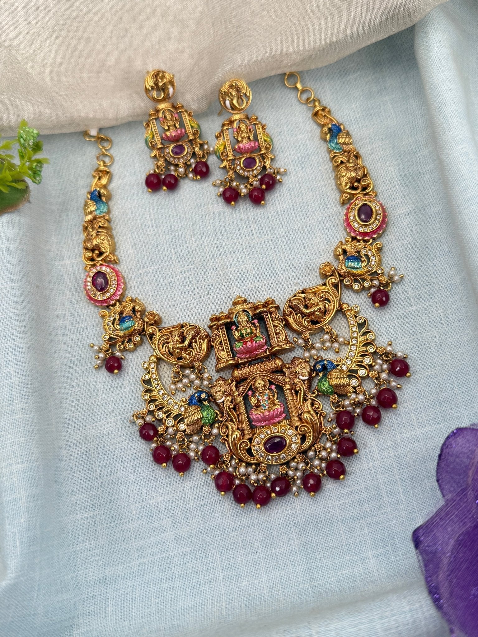 Luxurious Antique Lakshmi Hand Painted Short Necklace Set 0696 - Mahilas