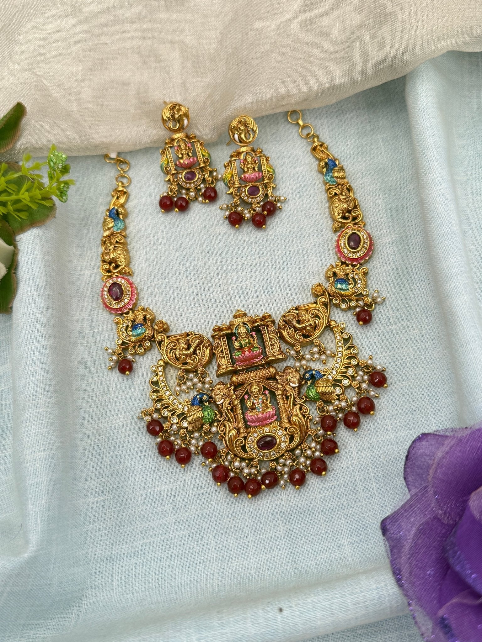 Luxurious Antique Lakshmi Hand Painted Short Necklace Set 0696 - Mahilas