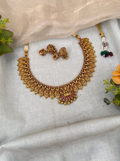 Luxurious Antique Lakshmi Kaasu Short Necklace Set 0375 - Mahilas