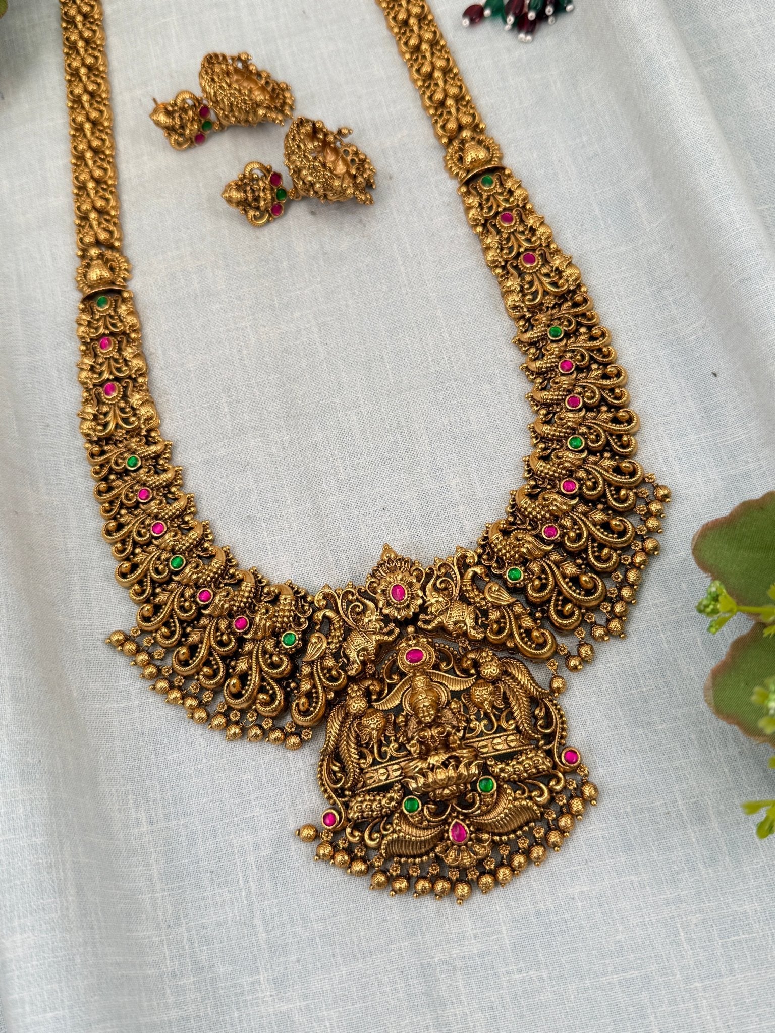 Luxurious Antique Lakshmi Long Necklace Set 0345 - Mahilas