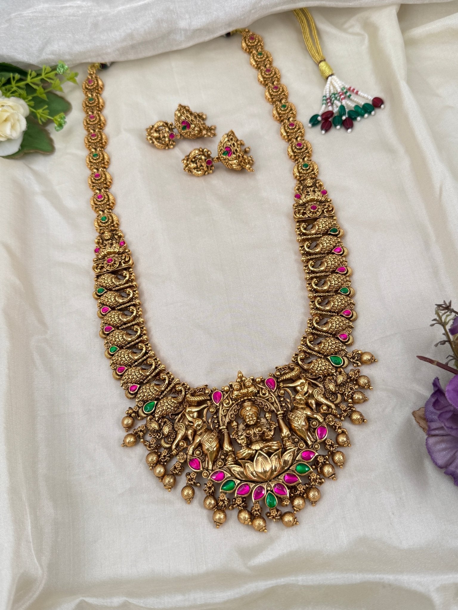 Luxurious Antique Lakshmi Long Necklace Set 0355 - Mahilas