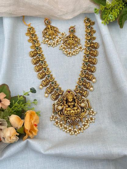 Luxurious Antique Lakshmi Necklace Set 0176 - Mahilas