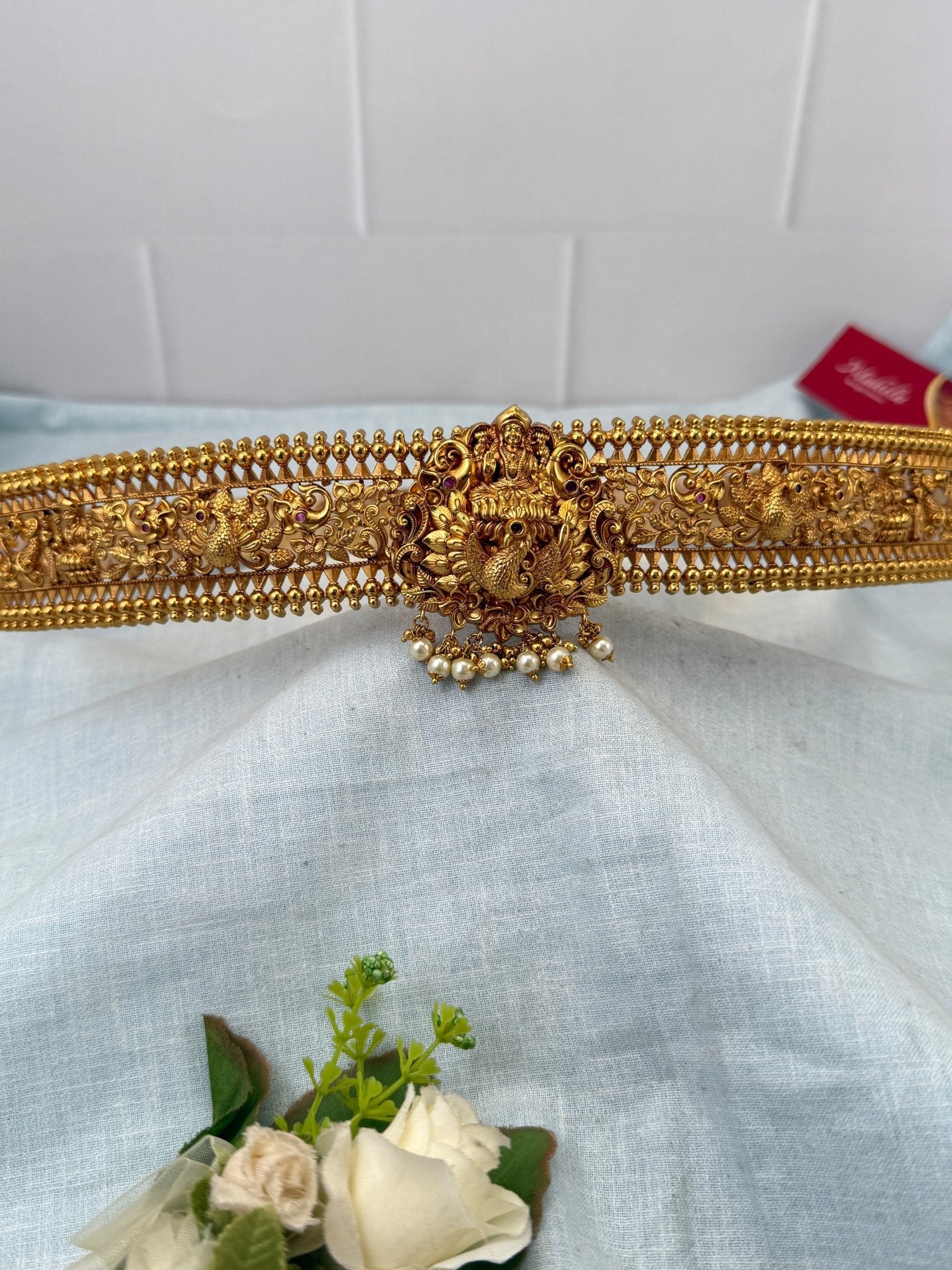 Luxurious Antique Lakshmi Peacock Vaddanam Kamarbandh 7257 - Mahilas