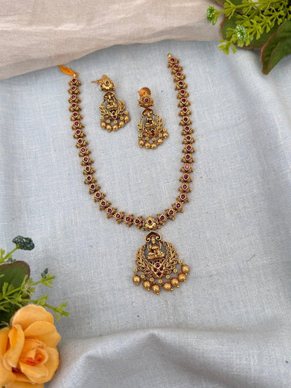Luxurious Antique Lakshmi Pendant Necklace Set 0171 - Mahilas