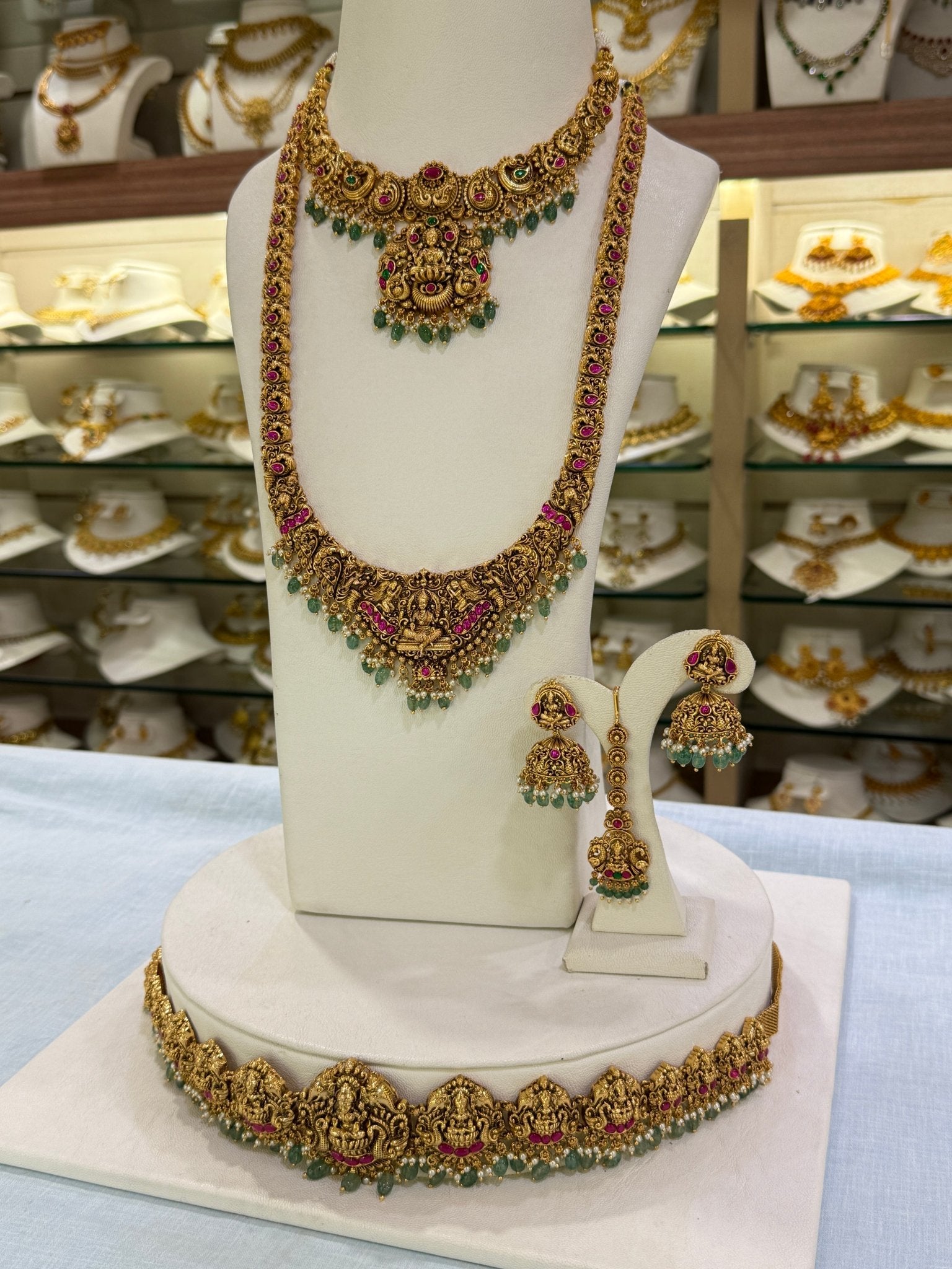 Luxurious Antique Lakshmi Semi Bridal Necklace Set 3 - Mahilas