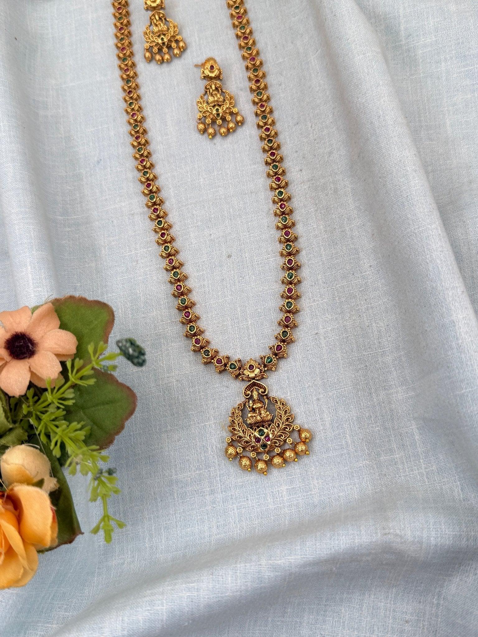 Luxurious Antique long Necklace Set 0101 - Mahilas