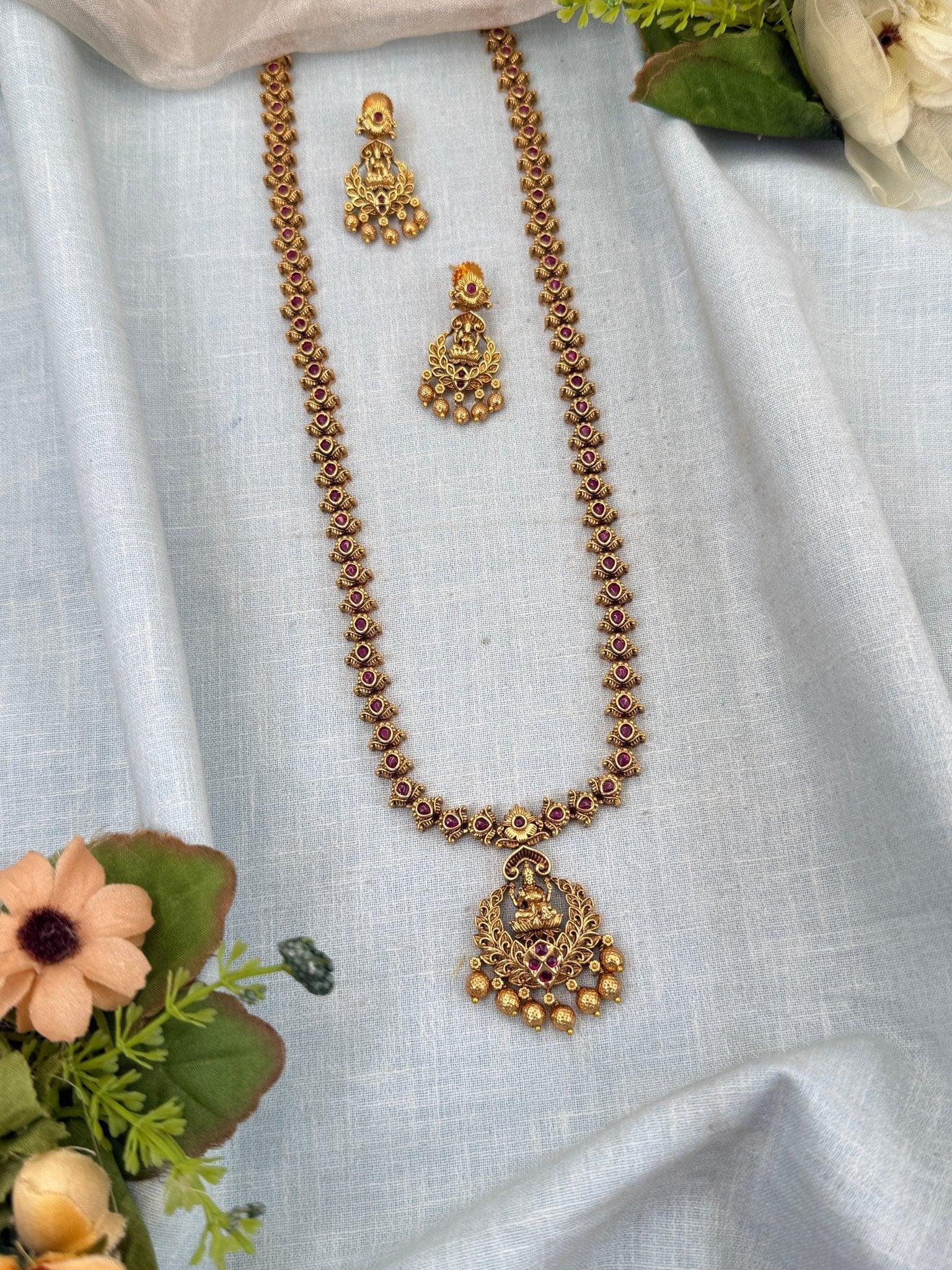Luxurious Antique long Necklace Set 0103 - Mahilas