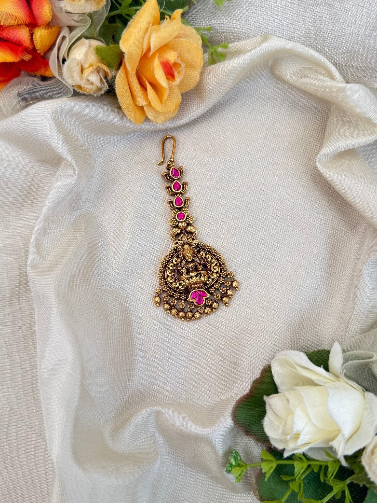 Luxurious Antique Maang Tikka 265 - Mahilas