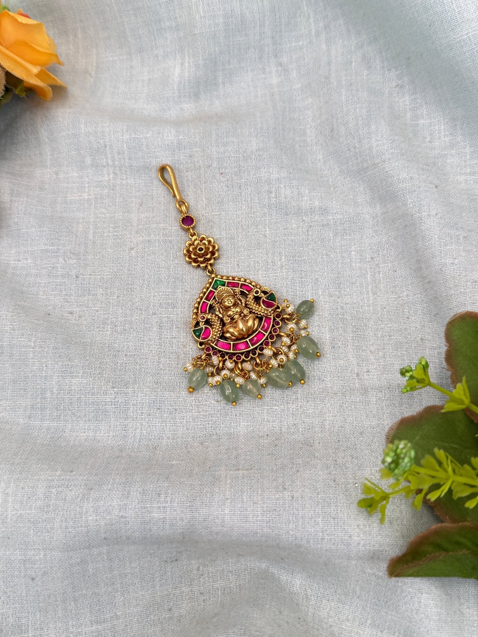 Luxurious Antique Maang Tikka 379 - Mahilas