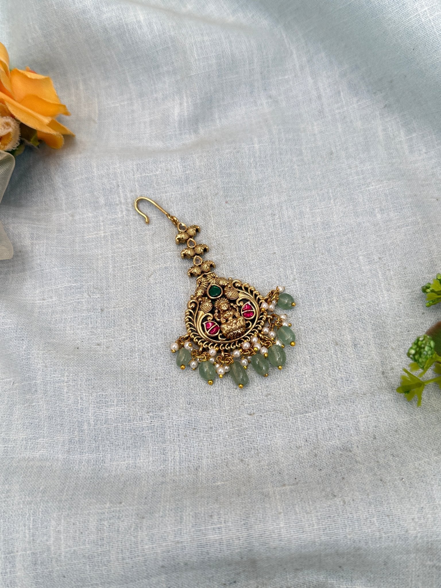 Luxurious Antique Maang Tikka 389 - Mahilas