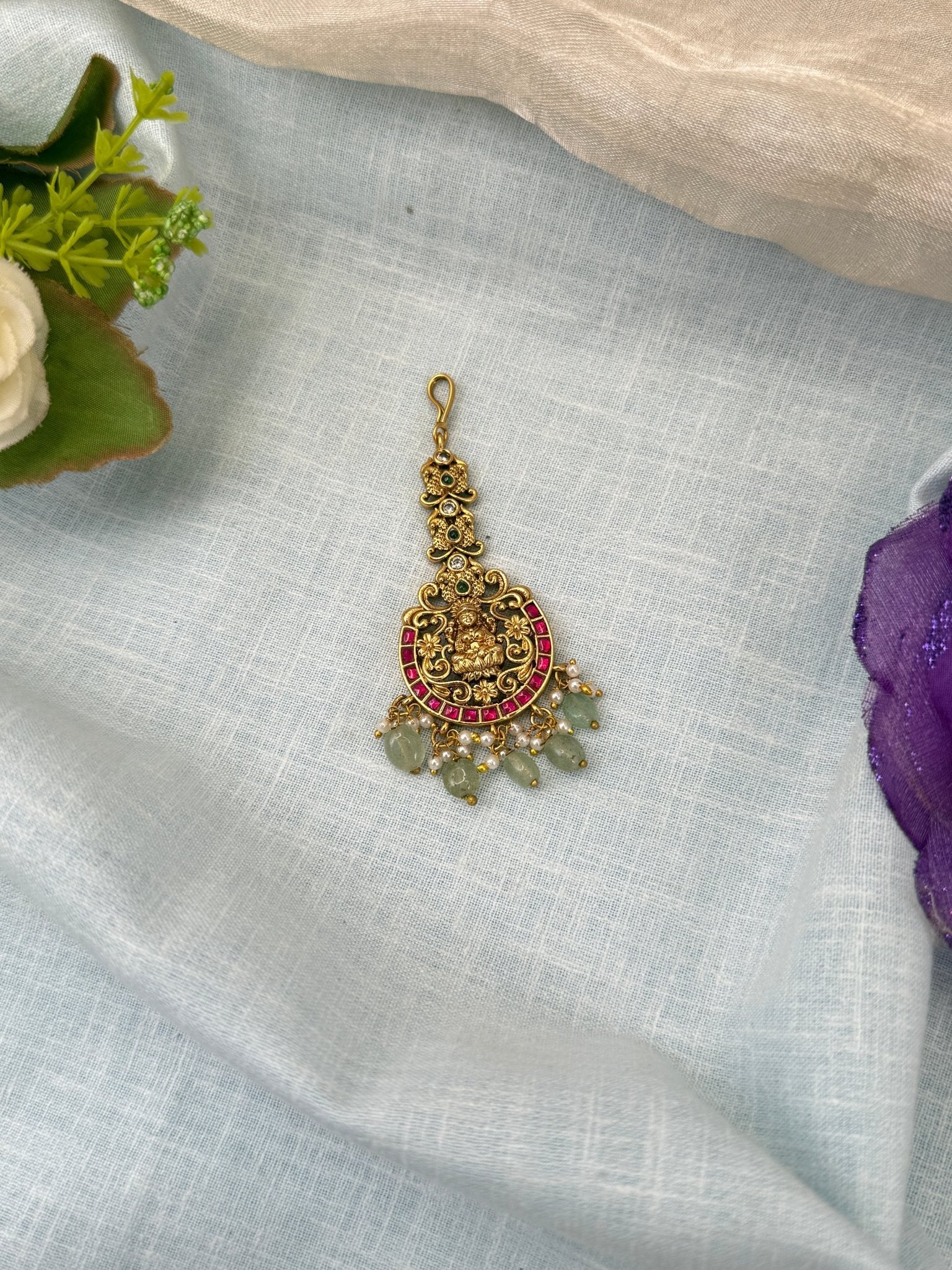 Luxurious Antique Maang Tikka 444 - Mahilas